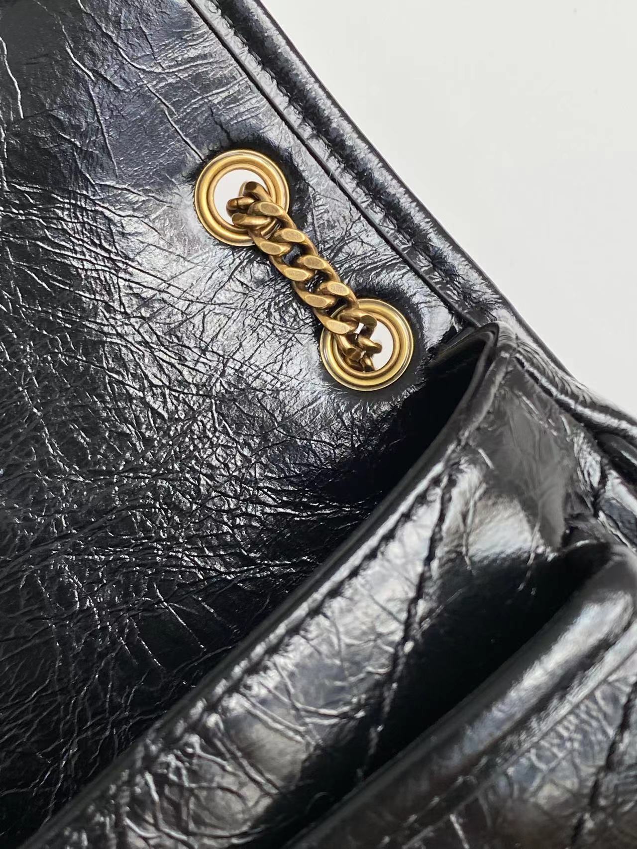 Yves Saint Laurent Niki Leather Shoulder Bag - 18cm, Black with Gold Hardware 7 a1756016497744 0748