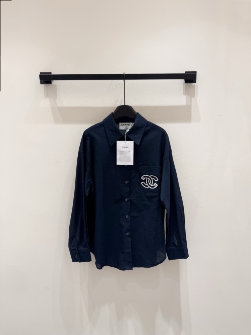 Chanel 25SS Relaxed Fit Linen Shirt with Logo - Comfortable and Stylish 1 Chanel 25SS Relaxed Fit Linen Shirt with Logo - Comfortable and Stylish