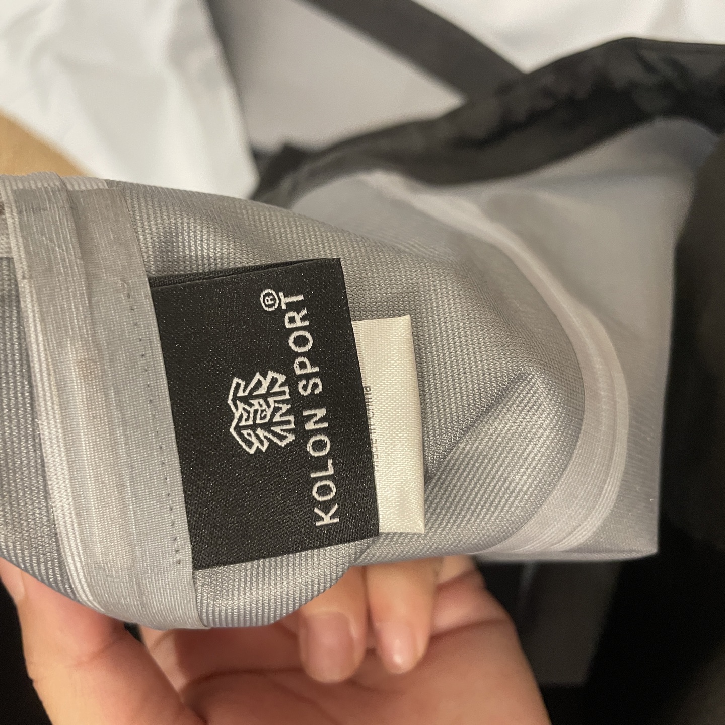 Chaqueta Impermeable Kolon Sport GTX 3L: Protección y Estilo Para Tus Aventuras 13 i1757784263331 759 0 11