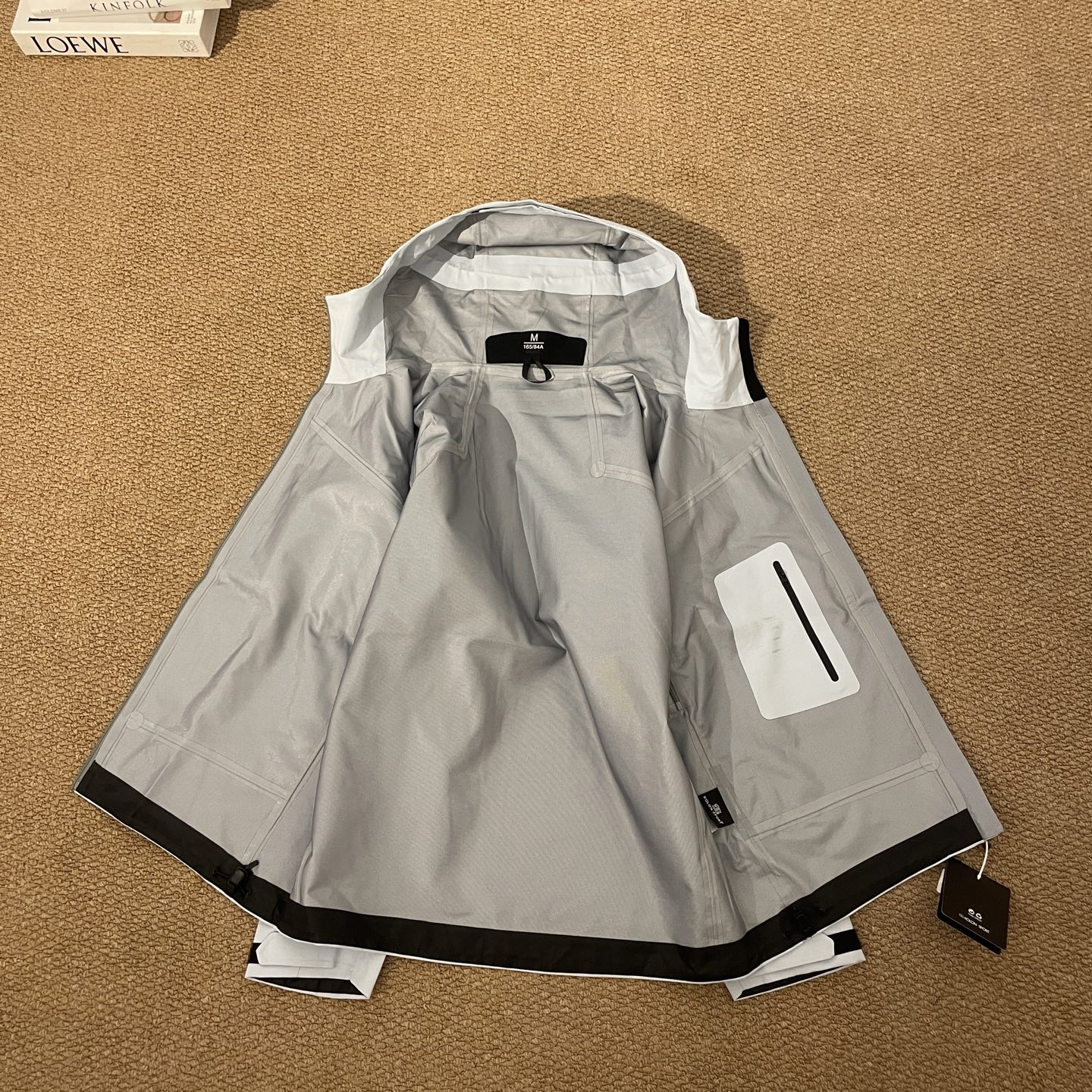 Chaqueta Impermeable Kolon Sport GTX 3L: Protección y Estilo Para Tus Aventuras 10 i1757784268566 6060 0 8