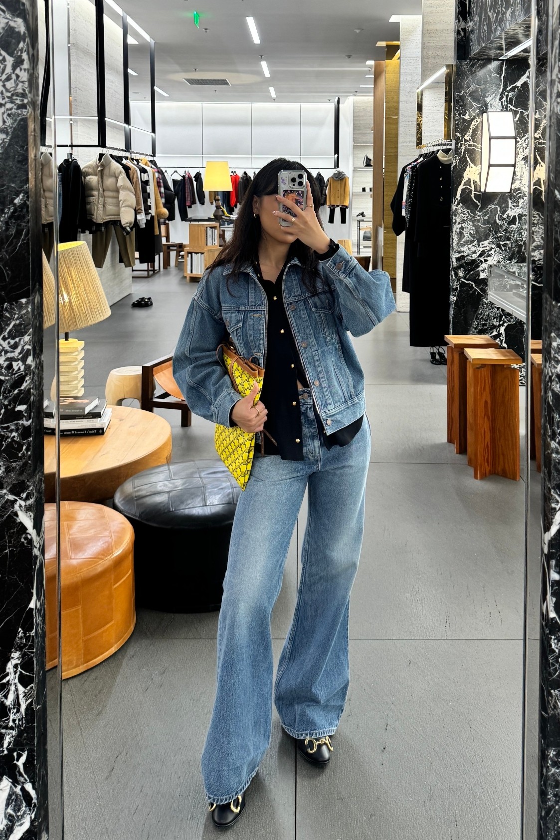 NO:740608,[Love] New style [Love]!  The latest CE 26NEW Arc de Triomphe leather brand double zipper denim jacket. Size SML.,,jackets & coats,19860909[爱心]新款[爱心]！最新CE 26NEW 凯旋门皮牌双拉链牛仔外套.尺码SML.,,jackets & coats,,Women's clothing