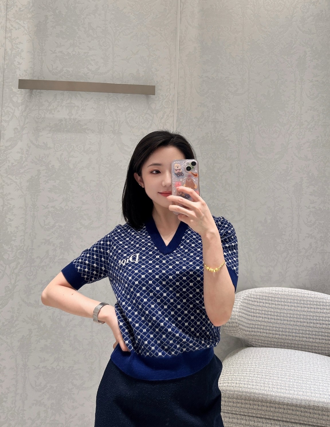 NO:740597,[Love] New style [Love]!  The latest D 26NEW plaid short-sleeved wool knitted top. Size SML, T-shirt,19860909[爱心]新款[爱心]！最新D 26NEW 格纹短袖羊毛针织上衣.尺码SML,,T-shirt,,Women's clothing