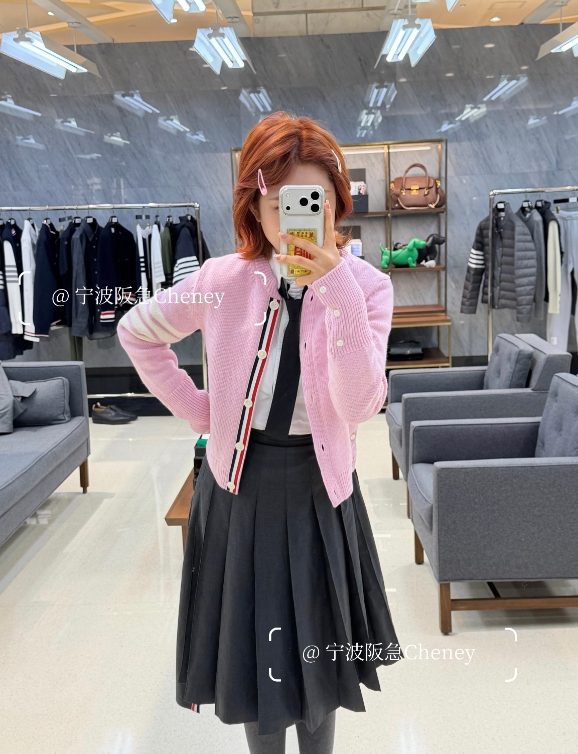NO:740176,[Love] New style [Love]!  The latest TB 26NEW wool puppy print cardigan. Color pink, red. Size SML.,,19860909[爱心]新款[爱心]！最新TB 26NEW 羊毛小狗印花开衫.颜色粉、红.尺码SML.,,,Women's clothing