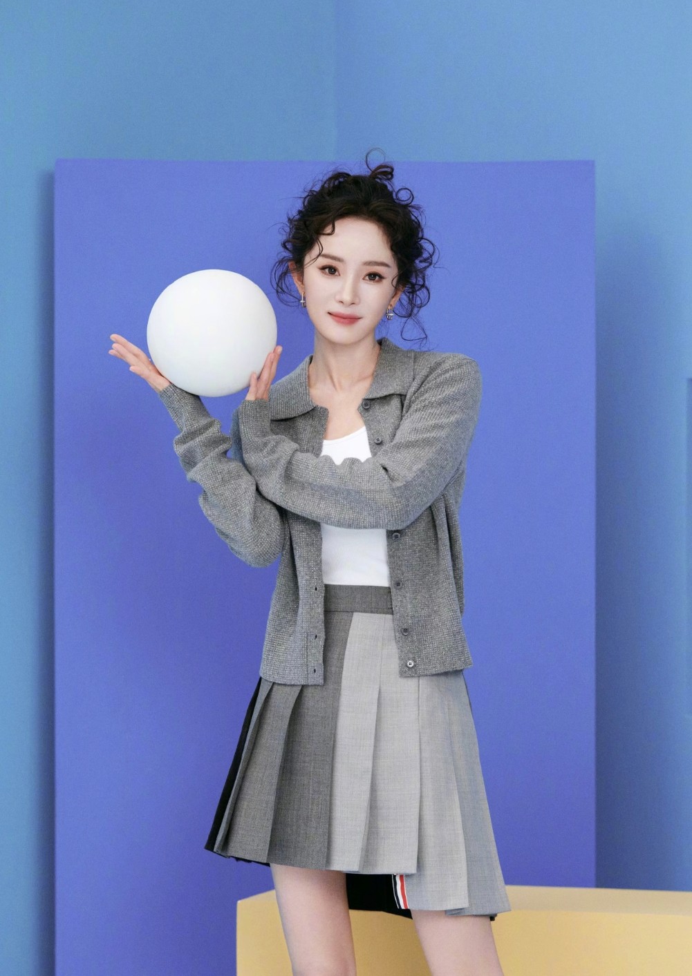 NO:740612,[Love] New style [Love]!  The latest TB 26NEW three-color pleated skirt (with leggings inside). Size SML.,,skirts,19860909[爱心]新款[爱心]！最新TB 26NEW 三色拼接百褶半身裙（内带打底裤）.尺码SML.,,skirts,,Women's clothing