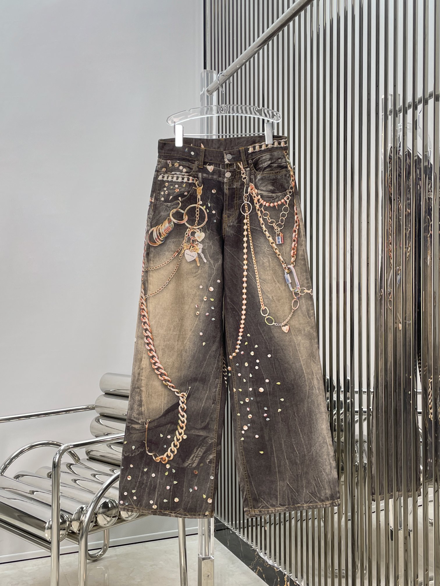 NO:740623,[Love] New style [Love]!  The latest ACNE 26NEW 26 New Year limited 3D printed distressed jeans. Size SML.,,acne studios,jeans,19860909[爱心]新款[爱心]！最新ACNE 26NEW 26新春限定 3D立体印花做旧牛仔裤.尺码SML.,,acne studios,jeans,,Women's clothing