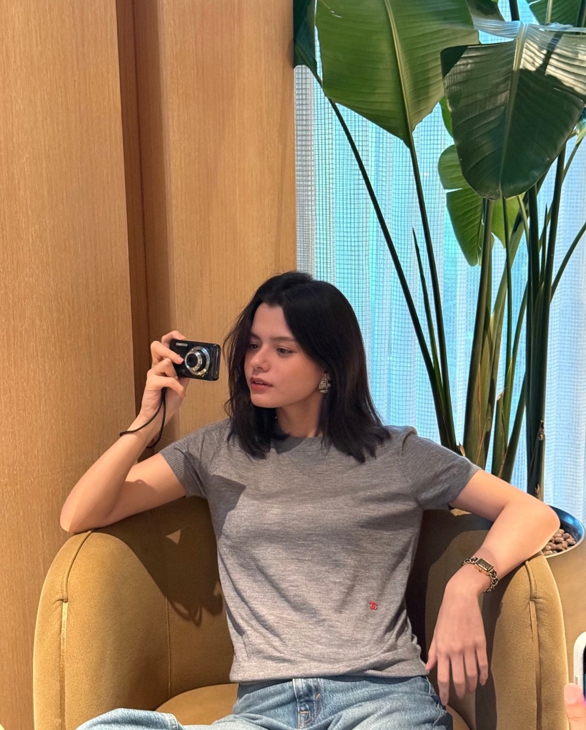 NO:748784,[Love] New style [Love]!  The latest CH 26NEW Xiaoxiang minimalist style short-sleeved sweater. Size SML.,,T-shirt,19860909[爱心]新款[爱心]！最新CH 26NEW 小香极简风短袖针织衫.尺码SML.,,T-shirt,,Women's clothing