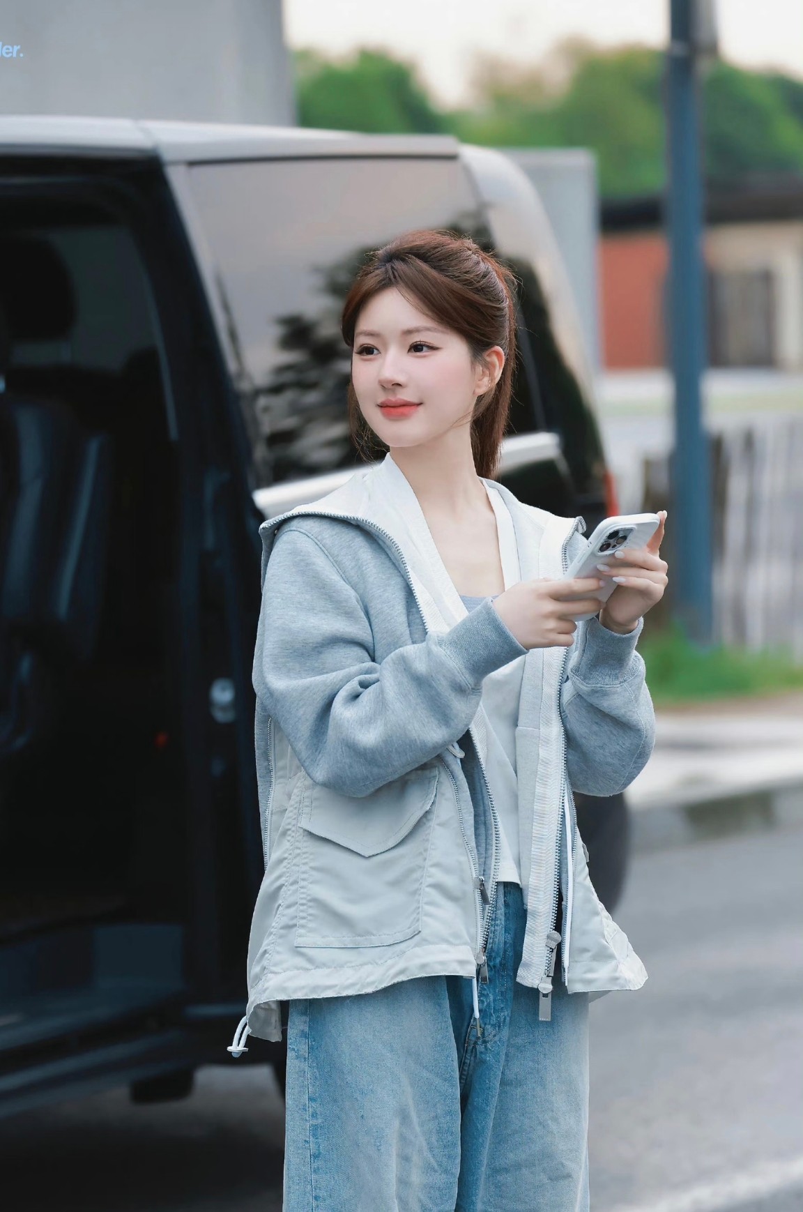 NO:740618,[Love] New style [Love]!  The latest SACAI 26NEW hooded zipper sweatshirt jacket. Size SML.,,hoodie,sweatshirts,jackets & coats,hats,19860909[爱心]新款[爱心]！最新SACAI 26NEW 连帽拉链卫衣外套.尺码SML.,,hoodie,sweatshirts,jackets & coats,hats,,Women's clothing