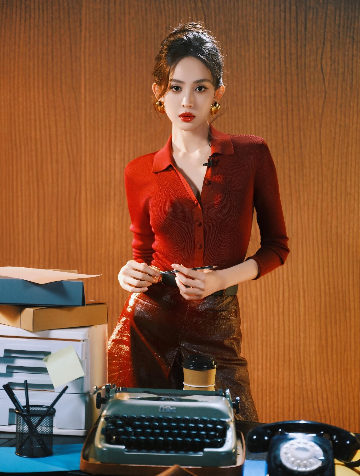 NO:761155,[Love] New style [Love]!  The latest SP 26NEW POLO collar knitted jumpsuit. Size SML.P,,19860909[爱心]新款[爱心]！最新SP 26NEW POLO领针织连体上衣.尺码SML.P,,,Women's clothing