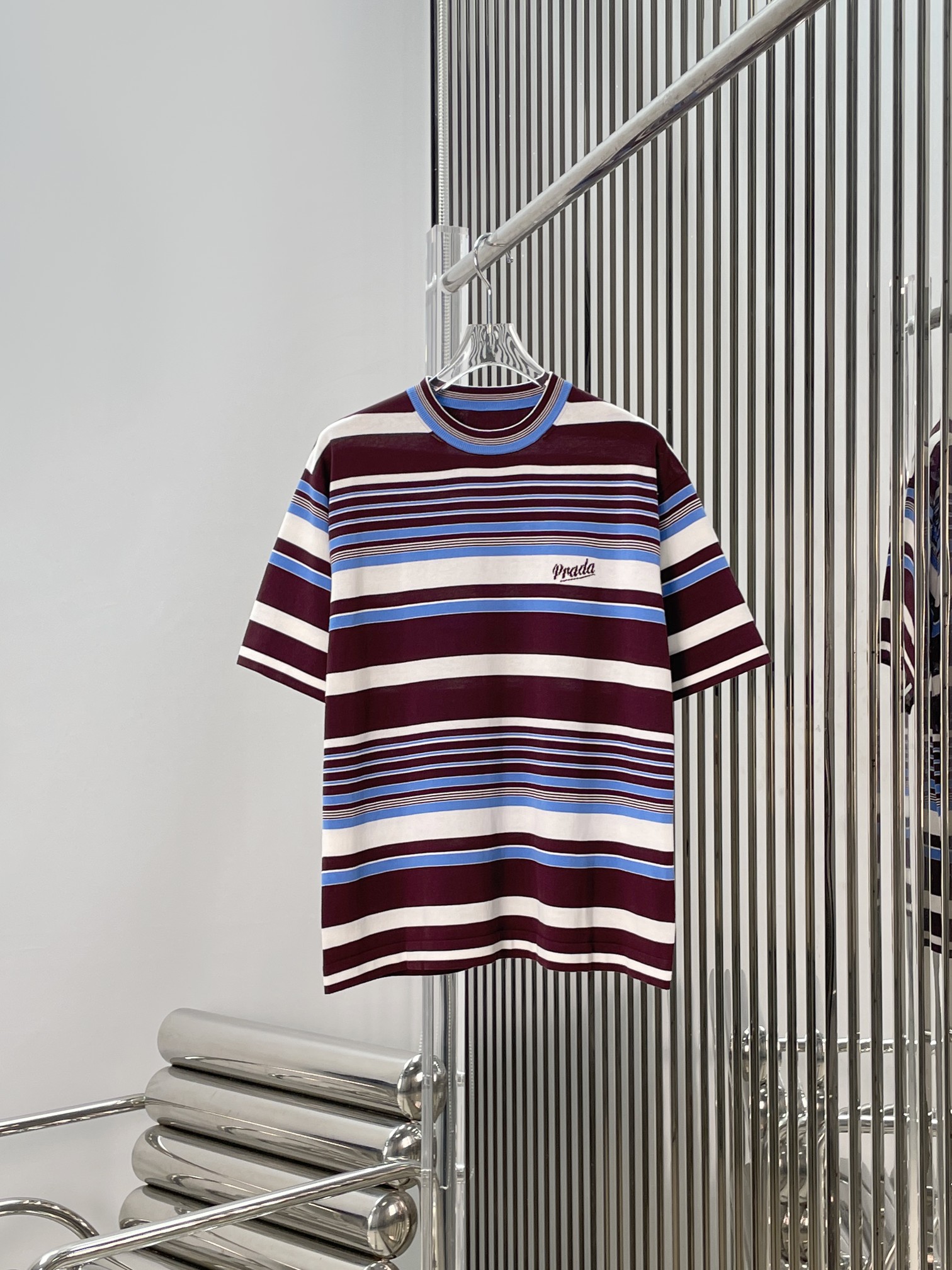 NO:762302,[Love] New style [Love]!  Latest PR 26NEW multi-color striped patchwork short-sleeved top. Size SML.,,T-shirt,19860909[爱心]新款[爱心]！最新PR 26NEW 多色条纹拼接短袖上衣.尺码SML.,,T-shirt,,Women's clothing