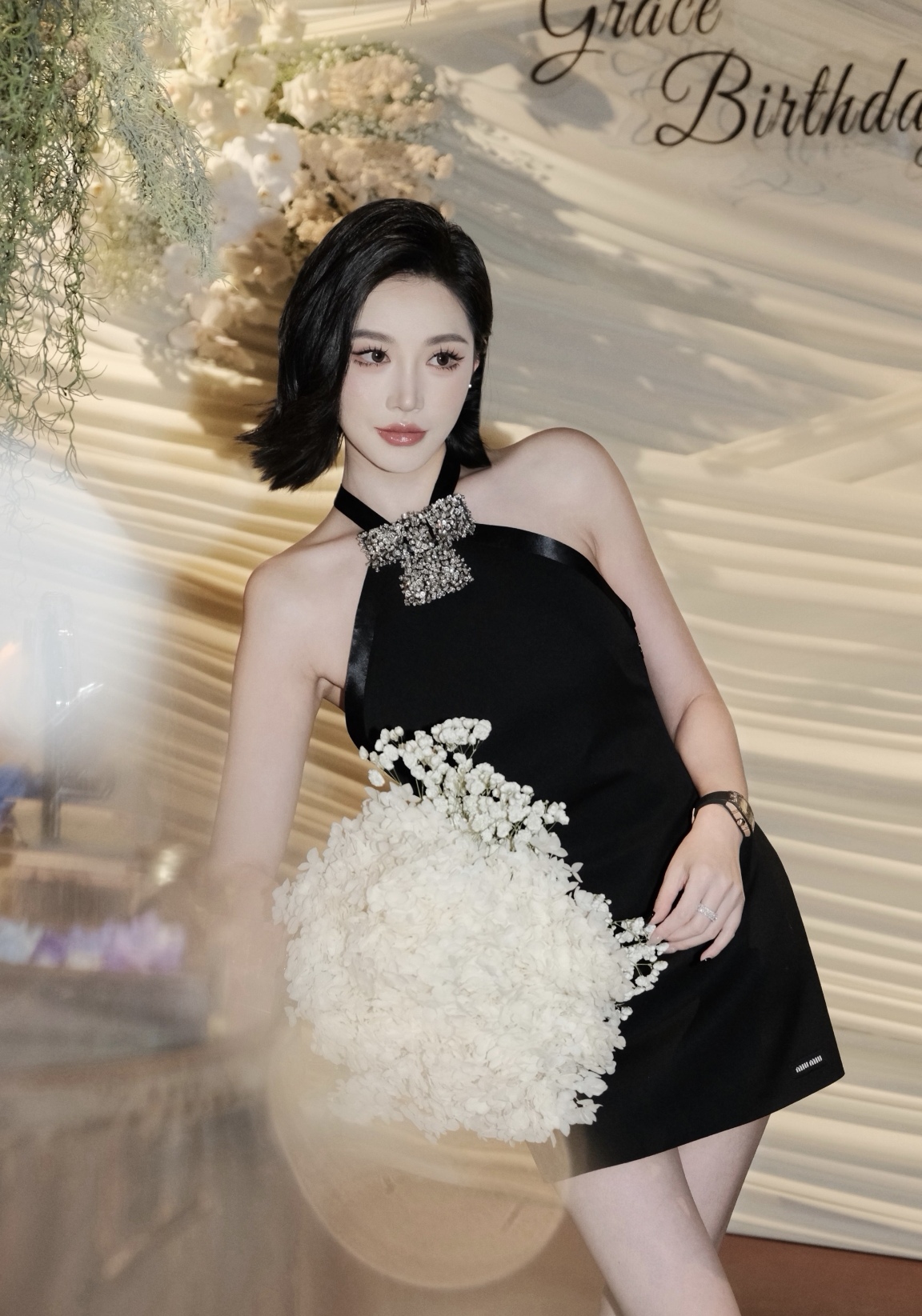 NO:797921,[Love] New style [Love]! The latest MIU 26NEW diamond-encrusted bow waist dress. Size: S M L.,,miumiu,skirts,19860909[爱心]新款[爱心]!最新MIU 26NEW 镶钻蝴蝶结收腰连衣裙.尺码: S M L.,,miumiu,skirts,,Women's clothing