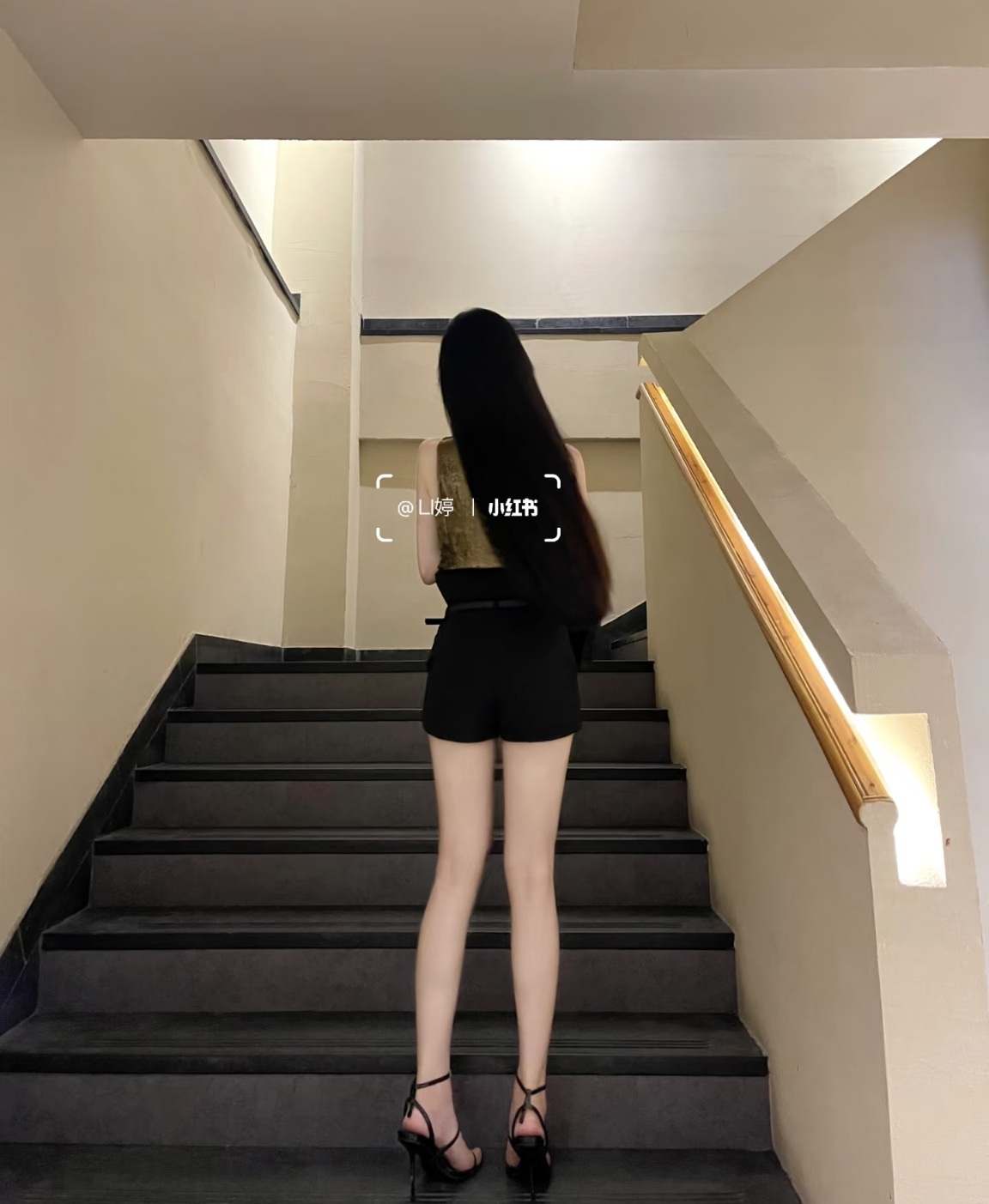 NO:798567,[Love] New style [Love]!  The latest SLP 26NEW belted wool shorts. Size: S M L., loro piana, shorts,19860909[爱心]新款[爱心]！最新SLP 26NEW 腰带束褶羊毛短裤 .尺码:S M L.,,loro piana,shorts,,Women's clothing