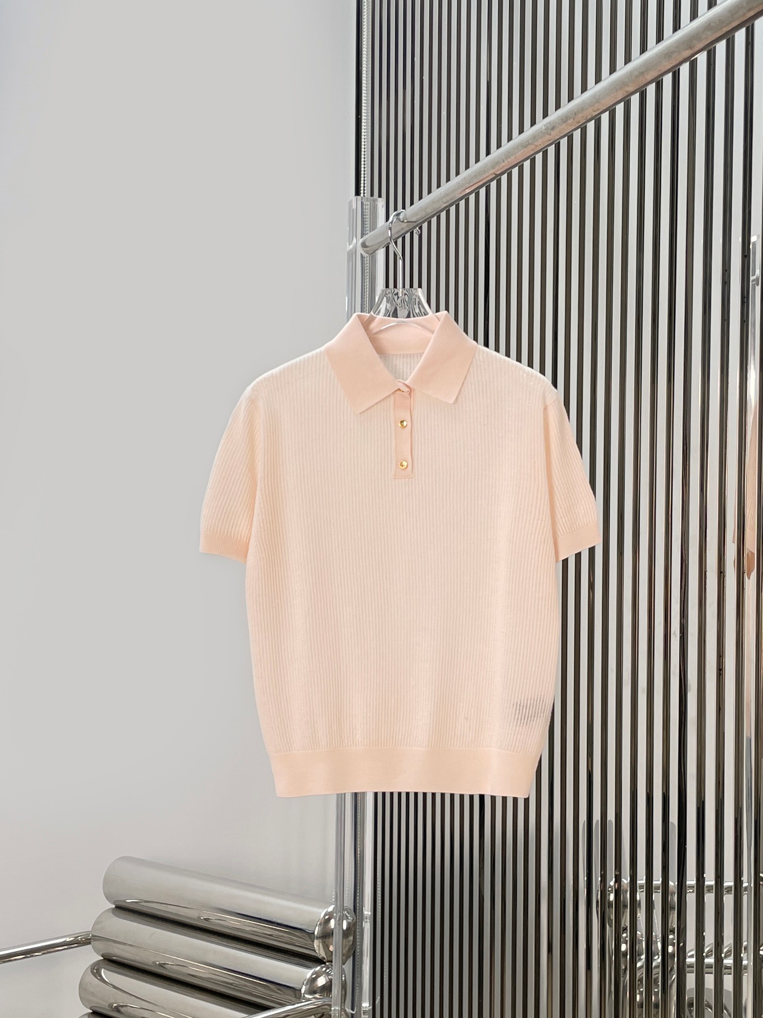 NO:798563,[Love] New style [Love]!  The latest LP 26NEW polo collar line short-sleeved sweater. Size: S M L.P,, loro piana, T-shirt,19860909[爱心]新款[爱心]！最新LP 26NEW polo领线条短袖针织衫.尺码:S M L.P,,loro piana,T-shirt,,Women's clothing