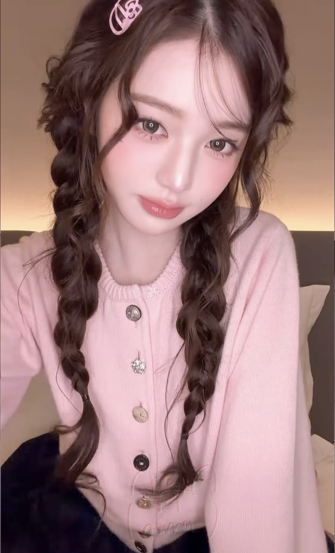 NO:800862,[Love] New style [Love]! The latest BAR 26NEW commemorative button wool knitted cardigan. Size: S M L.,,19860909[爱心]新款[爱心]!最新BAR 26NEW 纪念纽扣羊毛针织开衫.尺码: S M L.,,,Women's clothing