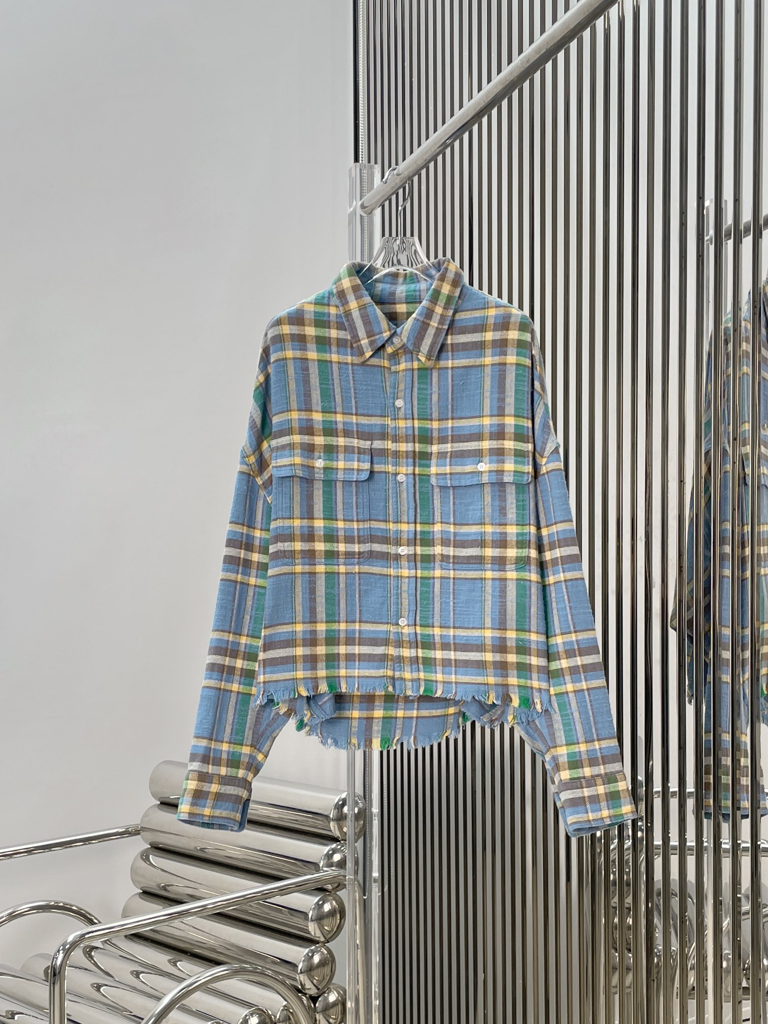 NO:799793,[Love] New style [Love]!  The latest R13 26NEW distressed raw edge multi-color plaid shirt. Size SML.P,,shirts,19860909[爱心]新款[爱心]！最新R13 26NEW 做旧毛边多色格纹衬衫.尺码SML.P,,shirts,,Women's clothing