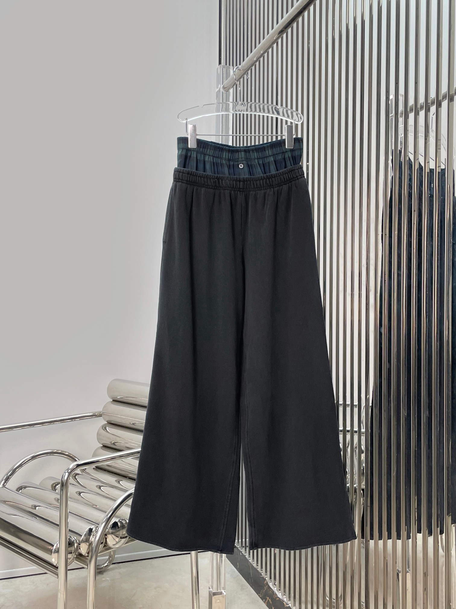 NO:871206,[Love] New style [Love]!  The latest ACNE 26NEW plaid spliced ​​waistband fake two-piece trousers. Size XS SML.,,acne studios,19860909[爱心]新款[爱心]！最新ACNE 26NEW 格纹拼接腰头假两件长裤.尺码XS SML.,,acne studios,,Women's clothing