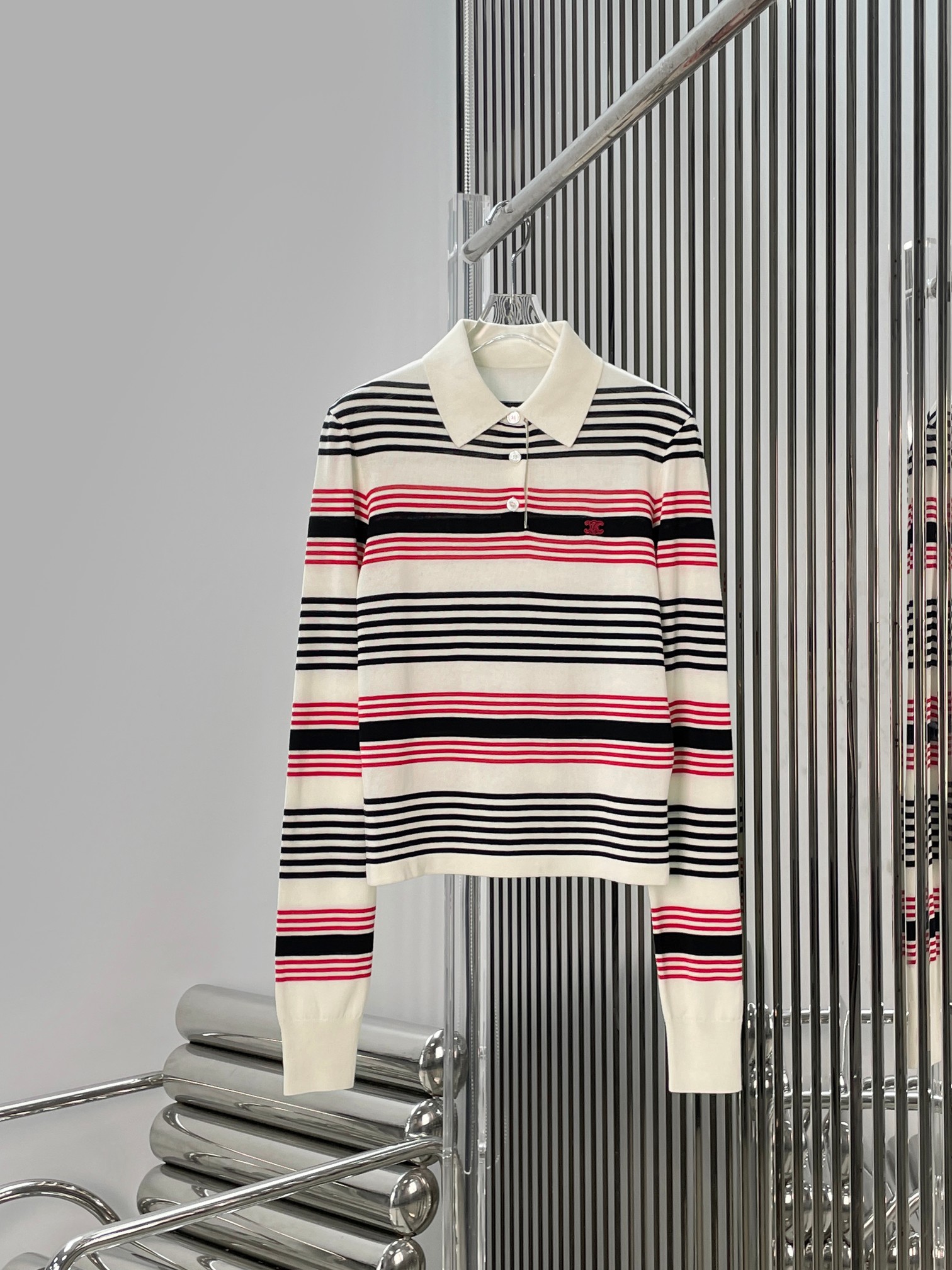NO:863706,[Love] New style [Love]!  The latest CE 26NEW Arc de Triomphe color-blocked striped knitted POLO shirt. Size SML.,,19860909[爱心]新款[爱心]！最新CE 26NEW 凯旋门拼色条纹针织POLO衫.尺码SML.,,,Women's clothing