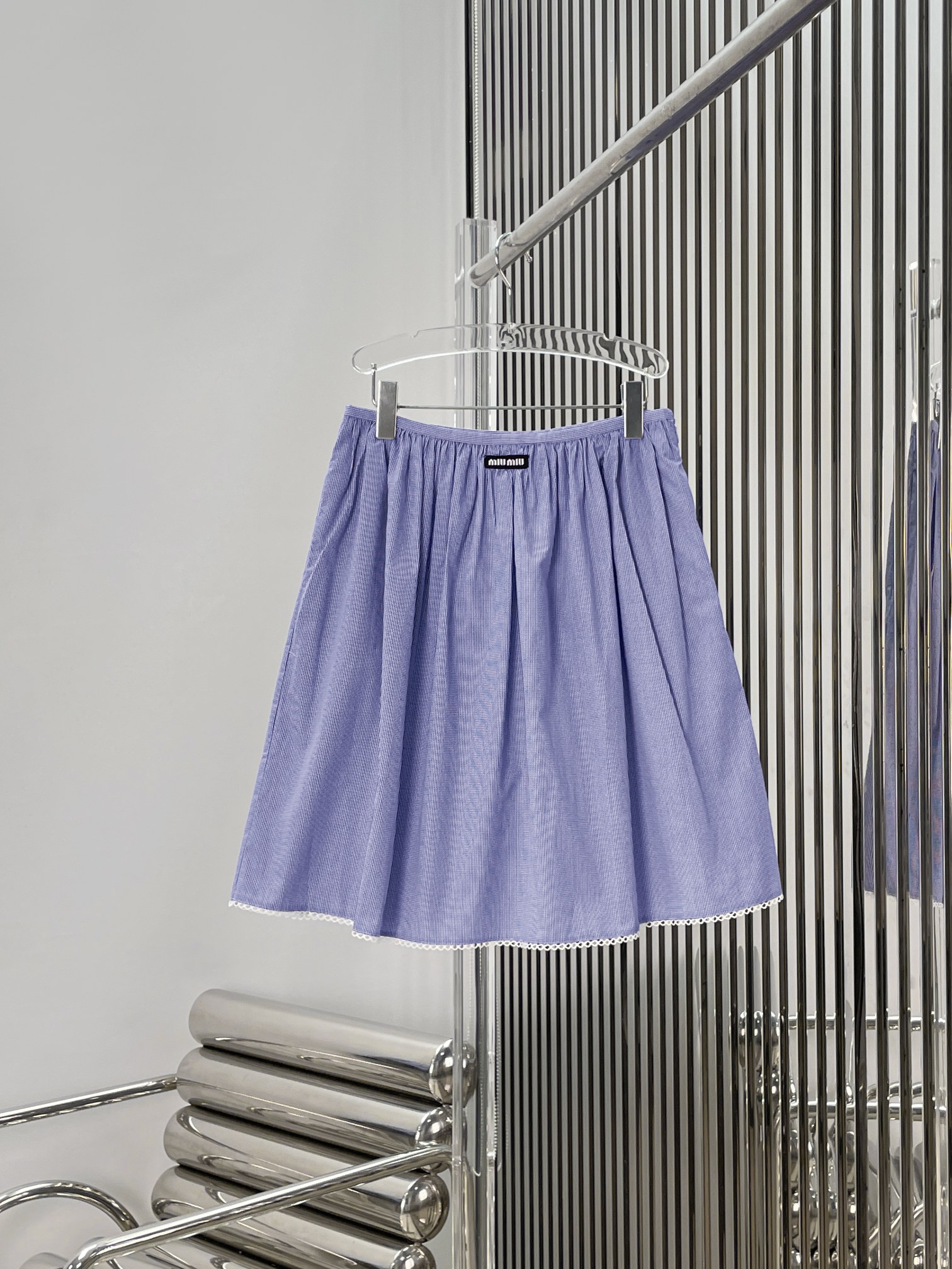 NO:871189,[Love] New style [Love]! The latest MIU 26NEW fine plaid lace mid-length skirt. Size XS SML.,,miumiu,skirts,19860909[爱心]新款[爱心]!最新MIU 26NEW 细格纹花边中长裙.尺码XS SML.,,miumiu,skirts,,Women's clothing