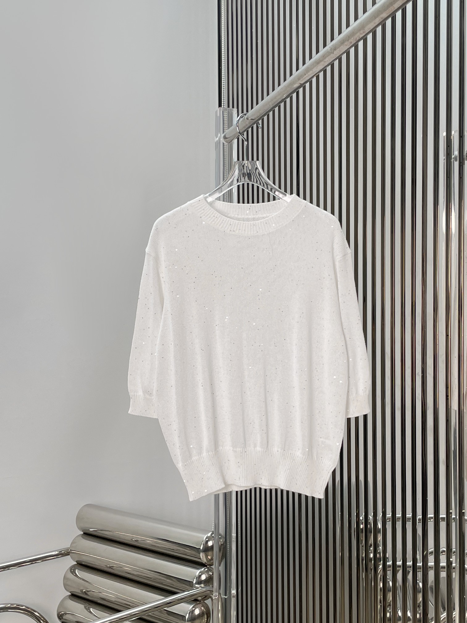 NO:844852,[Love] New style [Love]!  The latest BC 26NEW sequined linen crew neck sweater. Size SML.,,19860909[爱心]新款[爱心]！最新BC 26NEW 珠片亮片亚麻圆领针织衫.尺码SML.,,,Women's clothing