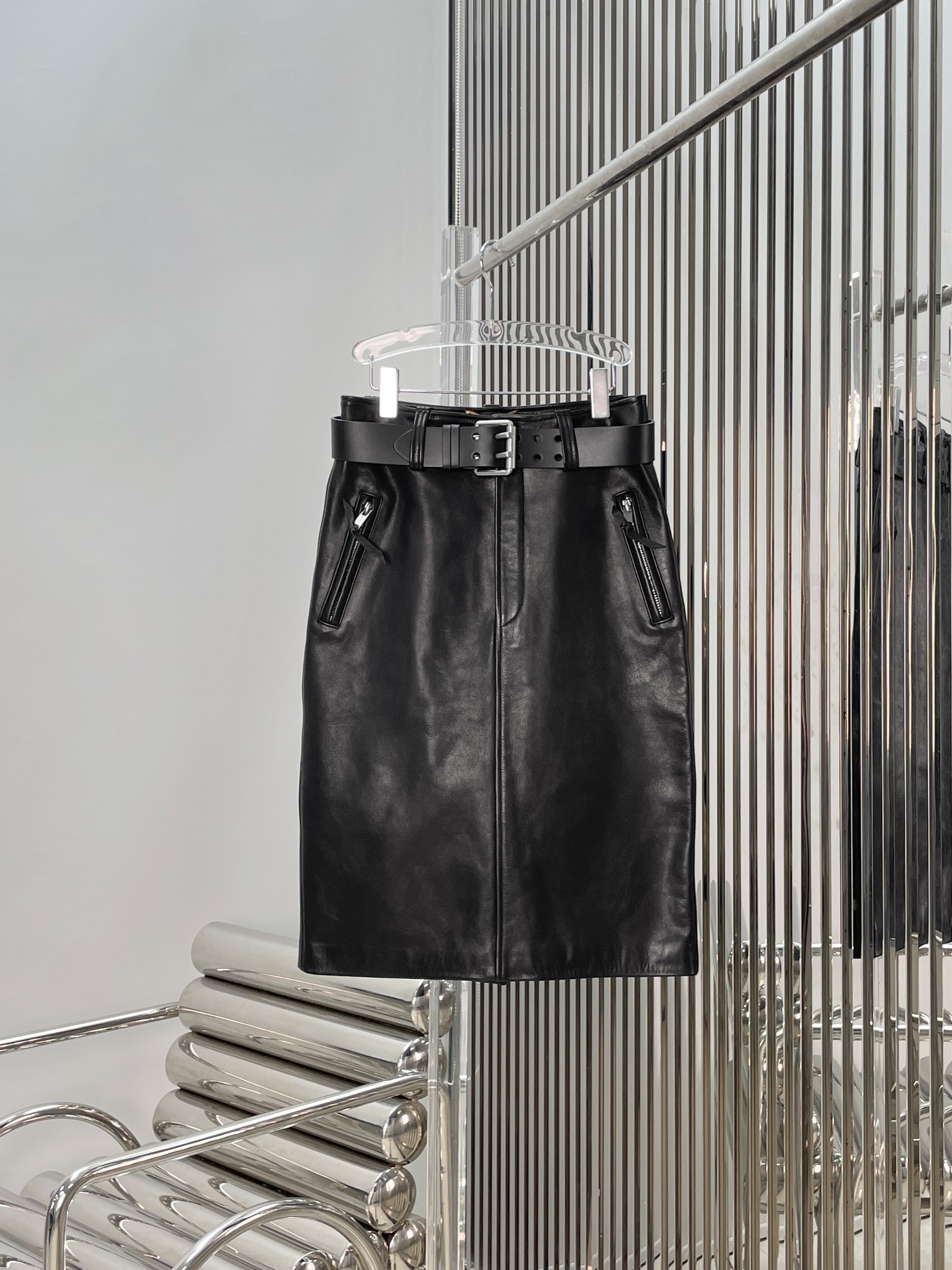 NO:855958,[Love] New style [Love]!  The latest SLP 26NEW high waist leather belt pencil skirt. Size XS SML.,,loro piana,skirts,19860909[爱心]新款[爱心]！最新SLP 26NEW 高腰皮革腰带铅笔半身裙.尺码XS SML.,,loro piana,skirts,,Women's clothing