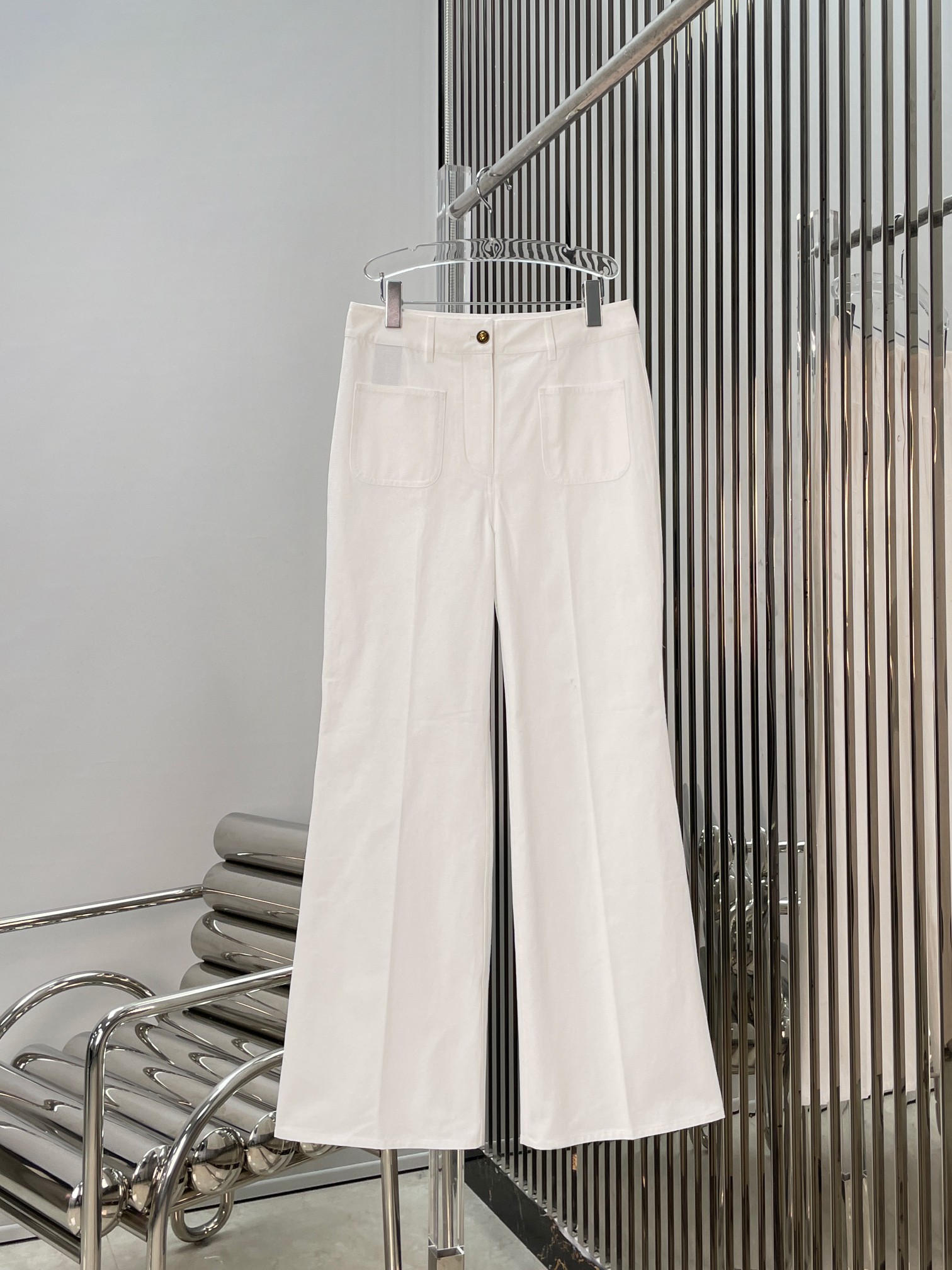 NO:859345,[Love] New style [Love]!  The latest LP 26NEW front patch pocket linen bootcut pants. Size: XS SML.,,loro piana,19860909[爱心]新款[爱心]！最新LP 26NEW 前贴袋亚麻微喇裤.尺码:XS SML.,,loro piana,,Women's clothing