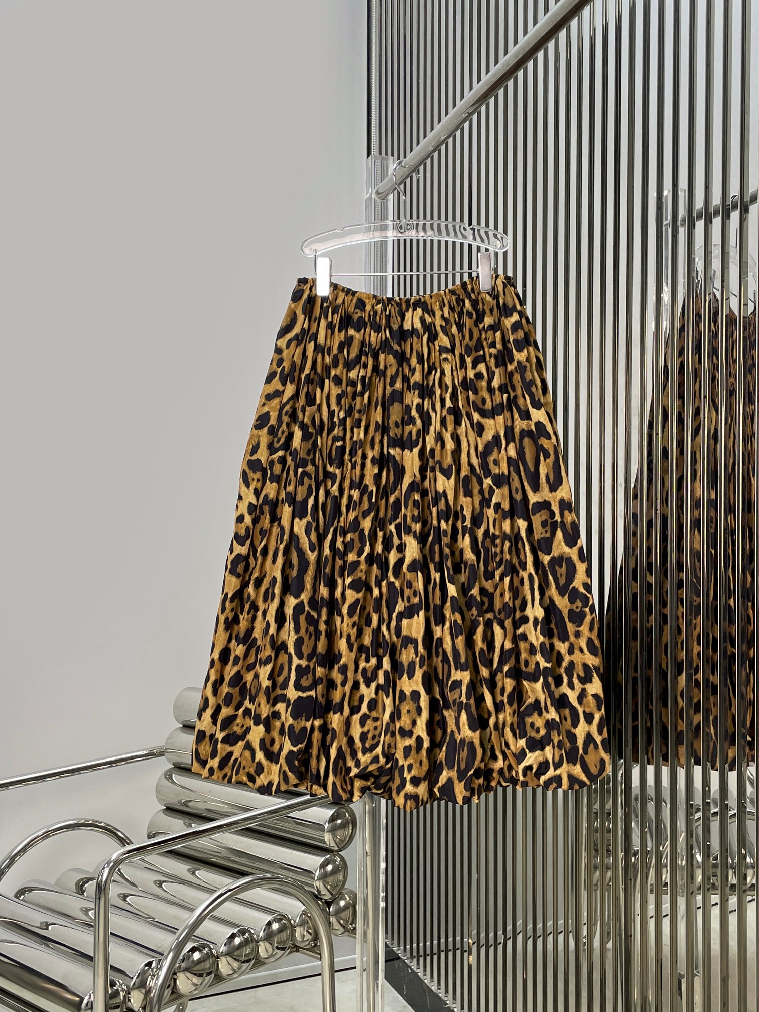 NO:892024,[Love] New style [Love]!  The latest ALA 26NEW leopard print bud skirt. Size XS SML.,,skirts,19860909[爱心]新款[爱心]！最新ALA 26NEW 豹纹气质花苞半裙.尺码XS SML.,,skirts,,Women's clothing