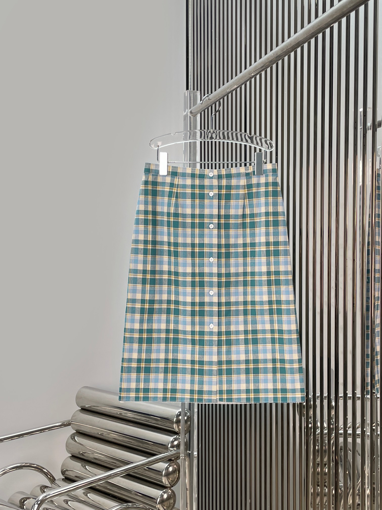 NO:886659,[Love] New style [Love]!  The latest PR 26NEW retro plaid pencil A-line skirt. Size XS SML.,,skirts,19860909[爱心]新款[爱心]！最新PR 26NEW 复古格纹铅笔A字半身裙.尺码XS SML.,,skirts,,Women's clothing