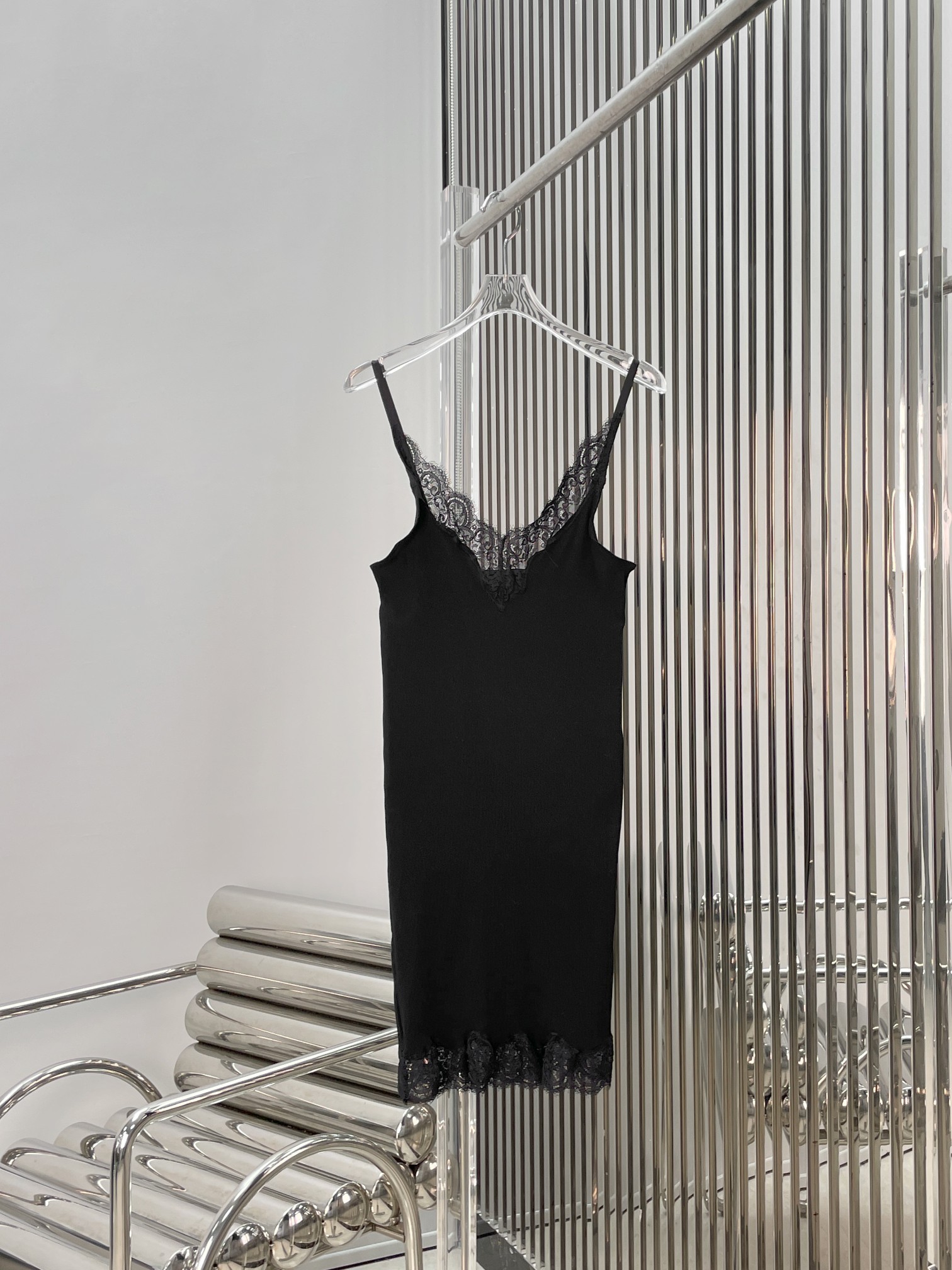NO:890489,[Love] New style [Love]!  The latest SLP 26NEW elegant lace suspender dress. Size XS SML.,,loro piana,skirts,19860909[爱心]新款[爱心]！最新SLP 26NEW 气质蕾丝吊带连衣裙.尺码XS SML.,,loro piana,skirts,,Women's clothing