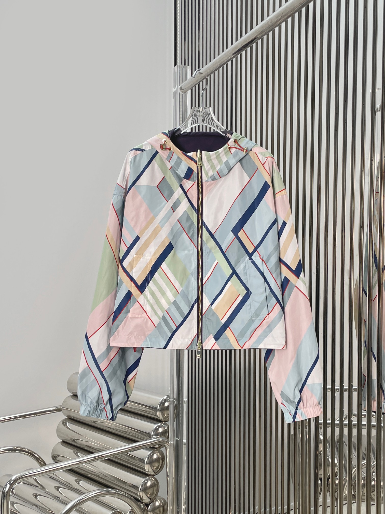NO:907850,[Love] New style [Love]!  The latest FD 26NEW reversible geometric plaid printed jacket and shorts suit, jacket + shorts. Size XS SML.P jacket, shorts, jackets & coats,19860909[爱心]新款[爱心]！最新FD 26NEW 双面穿几何格纹印花外套短裤套装,外套+短裤.尺码XS SML.P外套,,shorts,jackets & coats,,Women's clothing