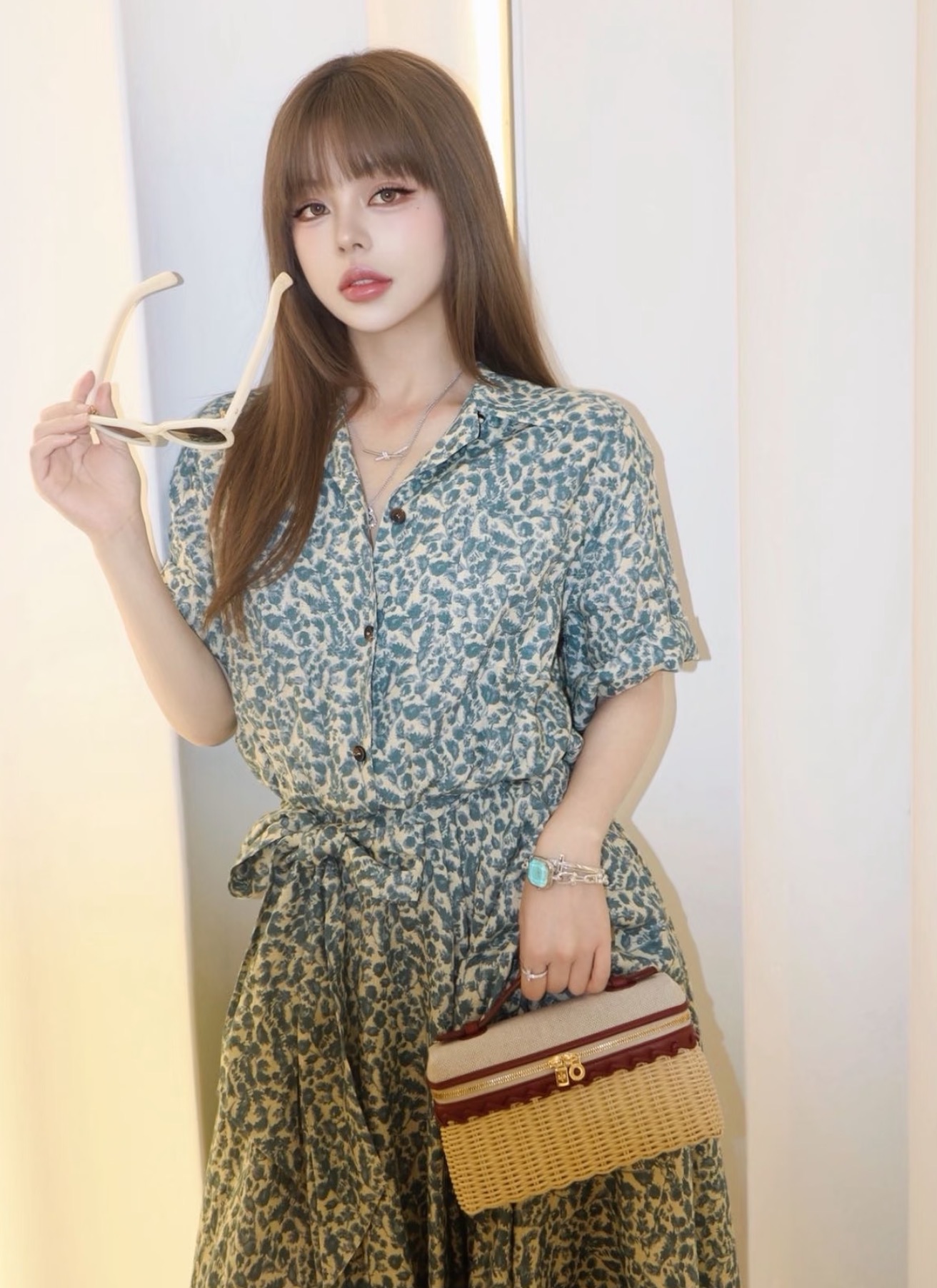 NO:921900,[Love] New style [Love]!  The latest LP 26NEW retro holiday style floral lapel short-sleeved dress. Size: XS SML.,,loro piana,skirts,T-shirt,19860909[爱心]新款[爱心]！最新LP 26NEW 复古度假风碎花翻领短袖连衣裙.尺码:XS SML.,,loro piana,skirts,T-shirt,,Women's clothing