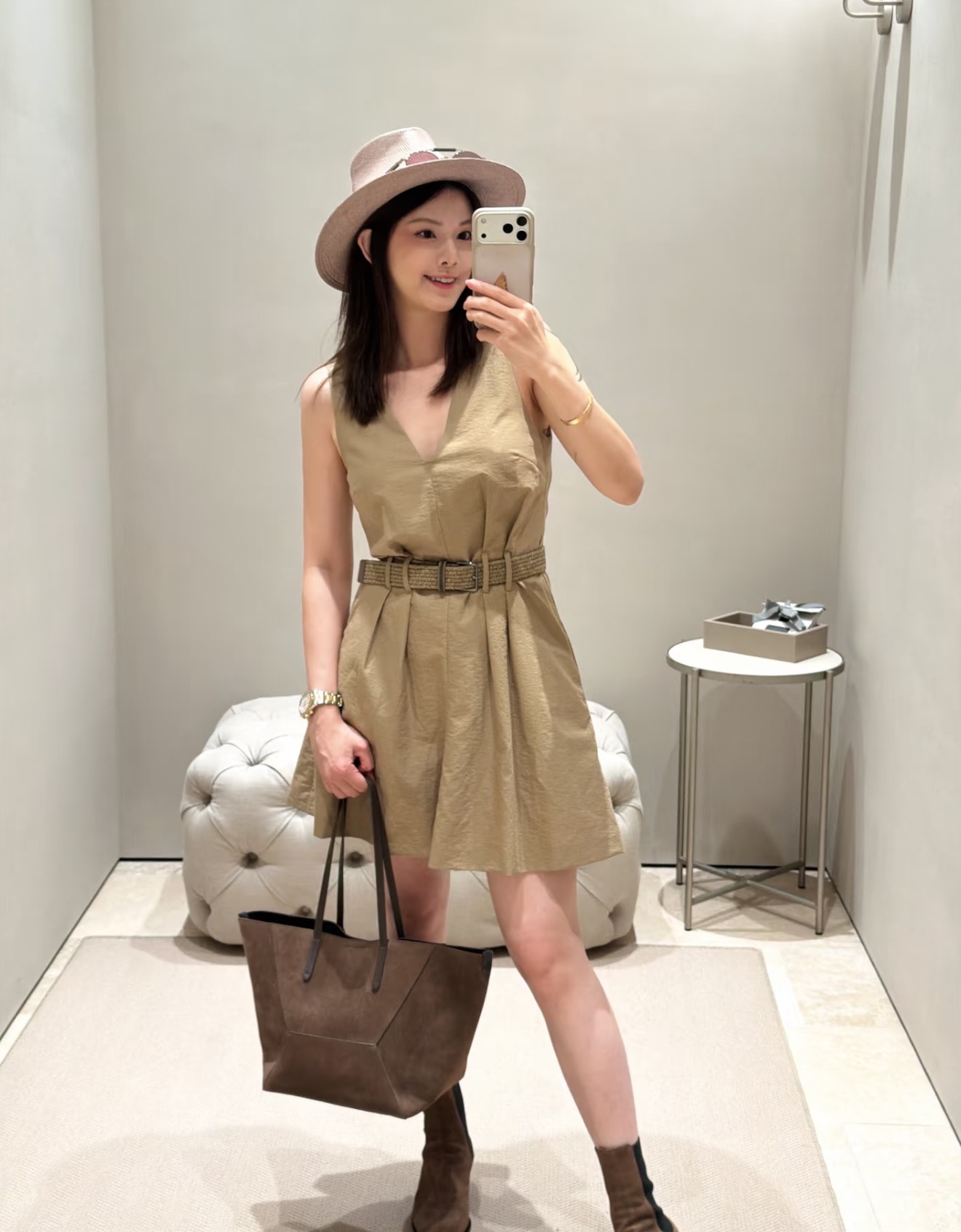 NO:921853,[Love] New style [Love]!  The latest BC 26NEW elegant V-neck woven belt sleeveless dress. Size XS SML.,,skirts,19860909[爱心]新款[爱心]！最新BC 26NEW 气质V领编织腰带无袖连衣裙.尺码XS SML.,,skirts,,Women's clothing