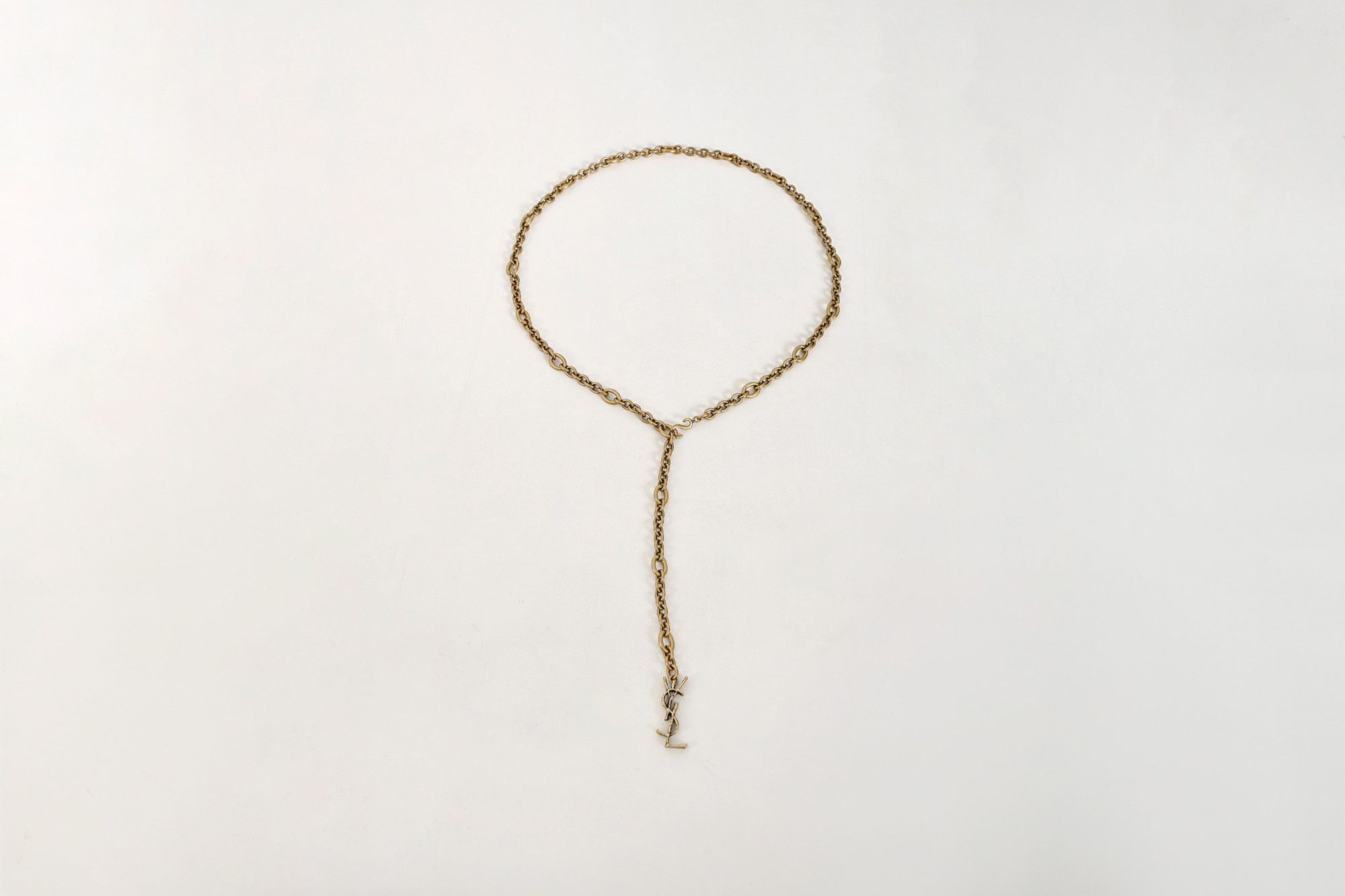 NO:921896,[Love] New style [Love]!  The latest SLP 26NEW versatile letter logo design waist chain.,, loro piana,19860909[爱心]新款[爱心]！最新SLP 26NEW 百搭字母logo设计感腰链.,,loro piana,,Women's clothing