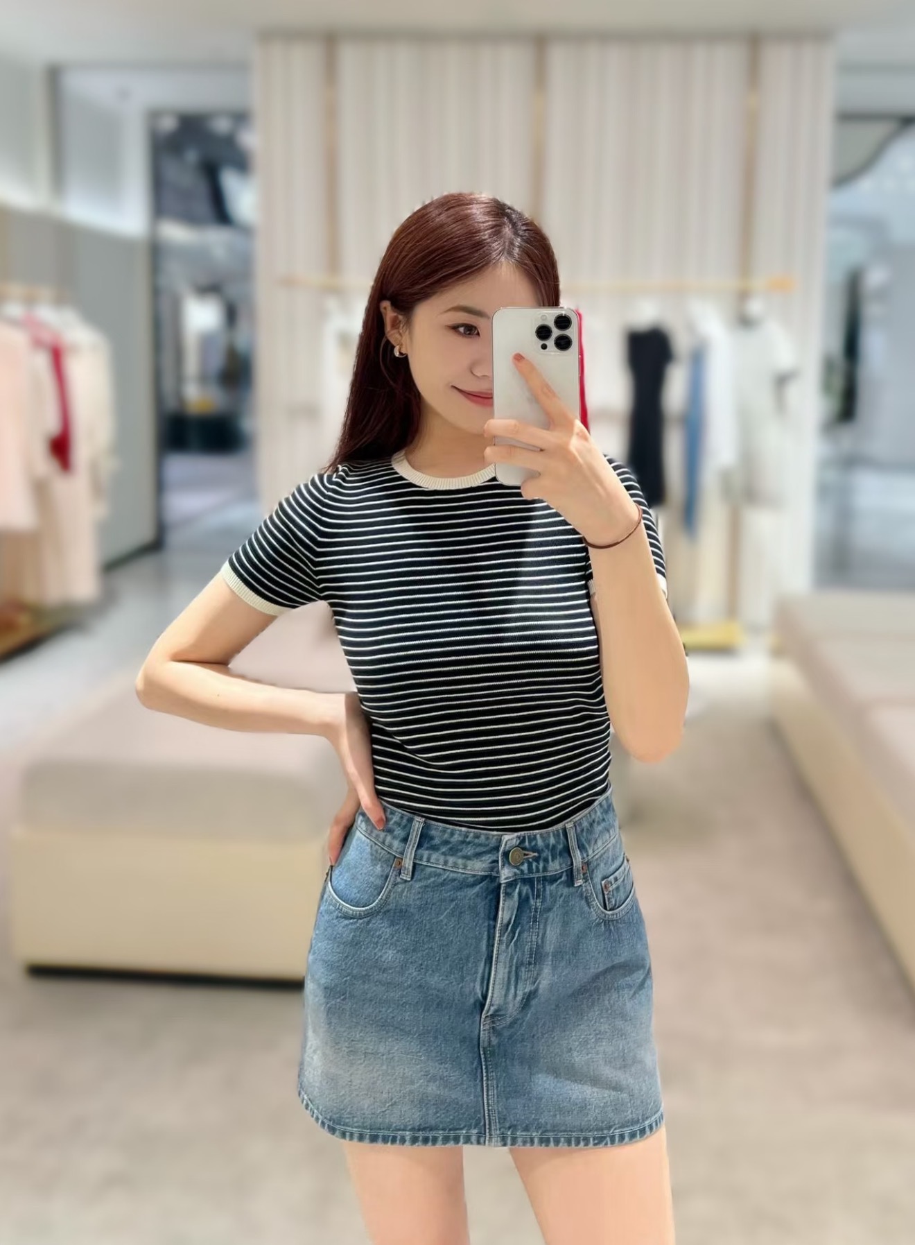 NO:931334,[Love] New style [Love]!  The latest VA 26NEW color block striped round neck short-sleeved knitted top. Size SML.,,T-shirt,19860909[爱心]新款[爱心]！最新VA 26NEW 拼色条纹圆领短袖针织上衣.尺码SML.,,T-shirt,,Women's clothing