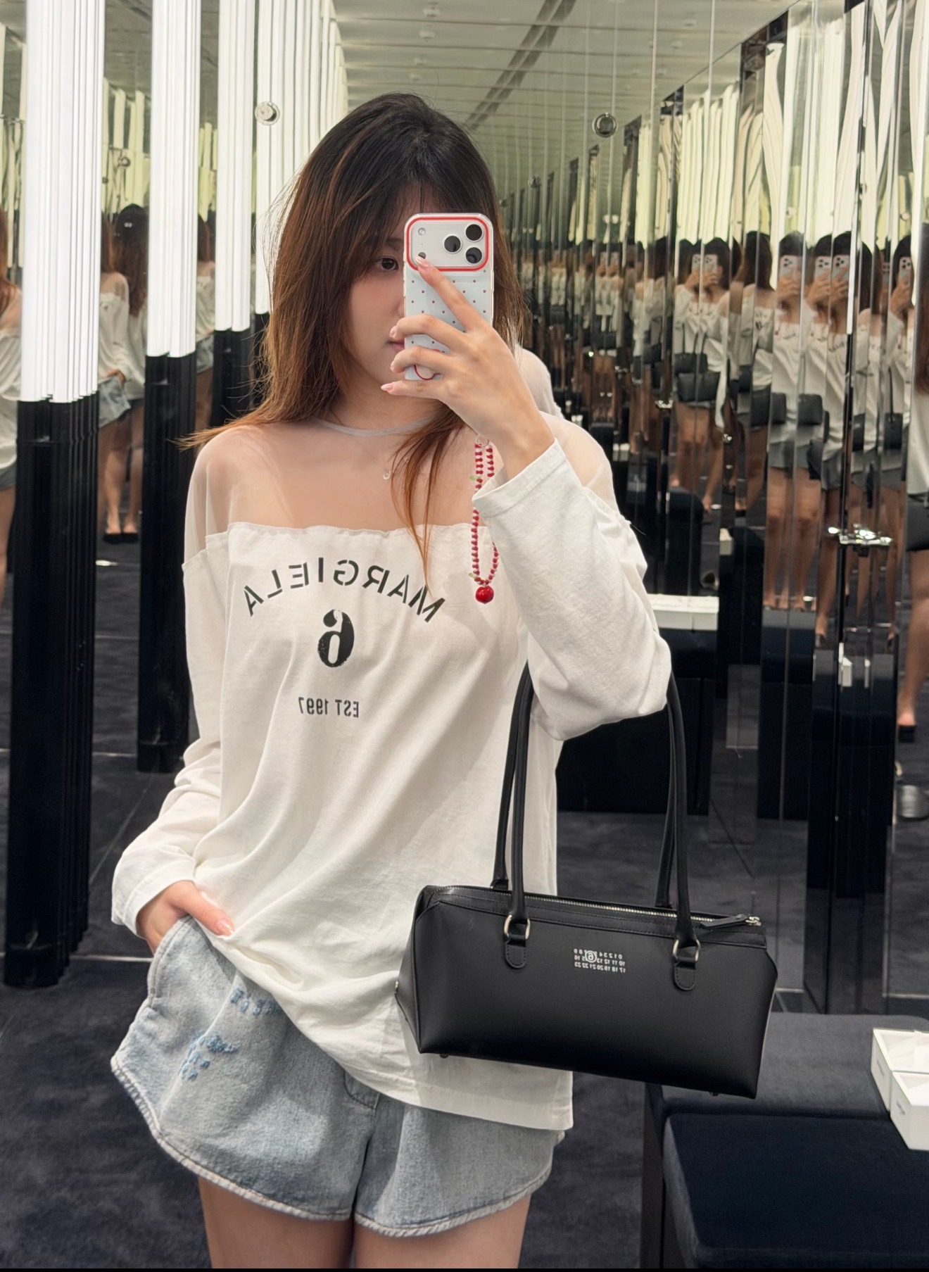 NO:924108,[Love] New style [Love]! The latest MM6 26NEW transparent mesh splicing long-sleeved T-shirt top. Size: XS SML.,, masion margiela, tees, t-shirt,19860909[爱心]新款[爱心]!最新MM6 26NEW 透明网纱拼接长袖T恤上衣.尺码:XS SML.,,masion margiela,tees，t-shirt,,Women's clothing