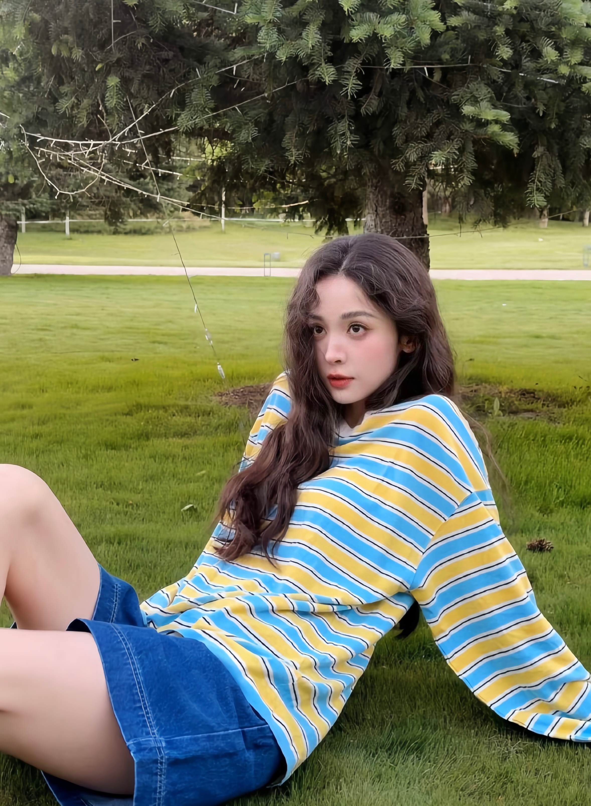 NO:929387,[Love] New style [Love]!  The latest Short 26NEW dopamine style color-blocked striped long-sleeved T-shirt top. Size XS SML.,,tees,t-shirt,19860909[爱心]新款[爱心]！最新Short 26NEW 多巴胺风拼色条纹长袖T恤上衣.尺码XS SML.,,tees，t-shirt,,Women's clothing