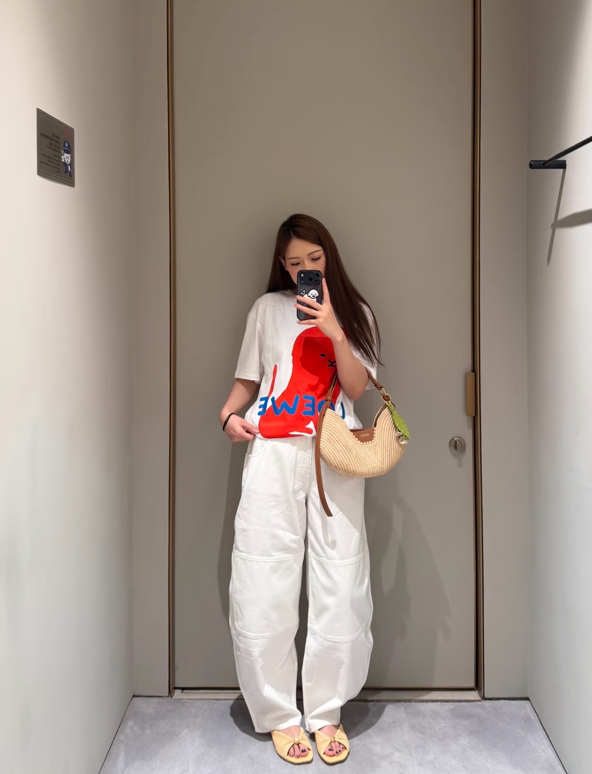 NO:931284,[Love] New style [Love]!  The latest LOE 26NEW back pocket embroidery draped wide-leg trousers. Size XS SML.,,loewe,19860909[爱心]新款[爱心]！最新 LOE 26NEW 后口袋定位刺绣垂感阔腿长裤.尺码XS SML.,,loewe,,Women's clothing