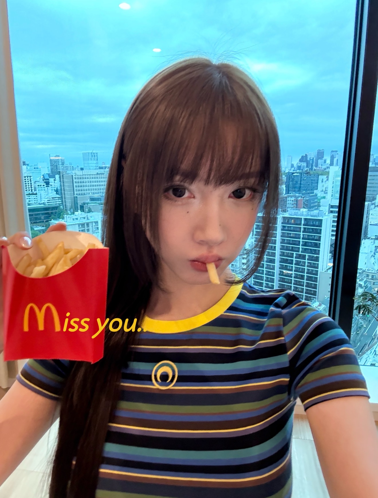 NO:933750,[Love] New style [Love]!  The latest MARINE 26NEW little moon embroidered color block striped short-sleeved top. Size XS SML.,, T-shirt,19860909[爱心]新款[爱心]！最新MARINE 26NEW 小月亮刺绣拼色条纹短袖上衣.尺码XS SML.,,T-shirt,,Women's clothing
