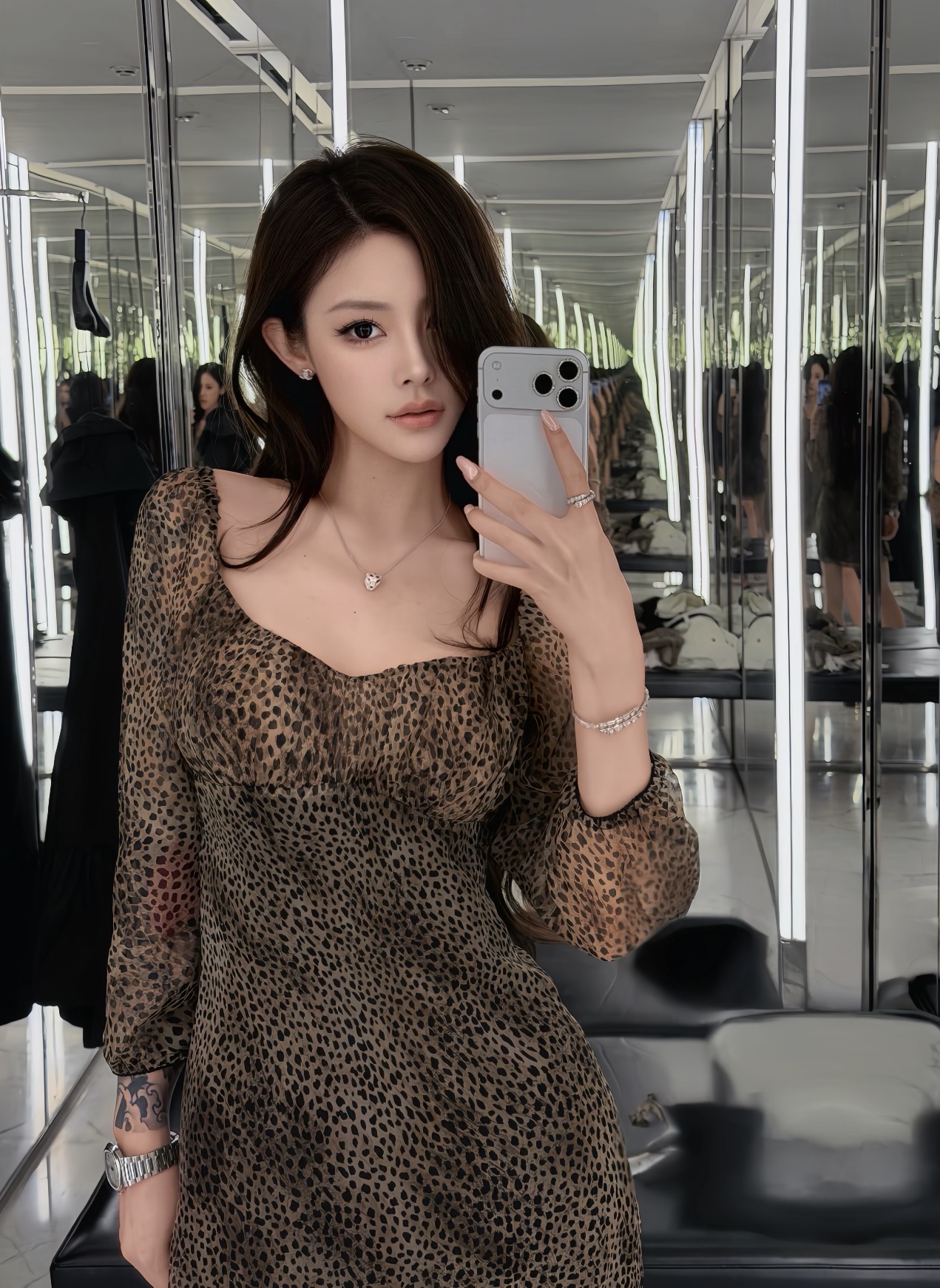 NO:944792,[Love] New style [Love]!  The latest SLP 26NEW retro square neck lantern sleeve leopard print dress. Size XS SML.,,loro piana,skirts,19860909[爱心]新款[爱心]！最新SLP 26NEW 复古方领灯笼袖豹纹连衣裙.尺码XS SML.,,loro piana,skirts,,Women's clothing