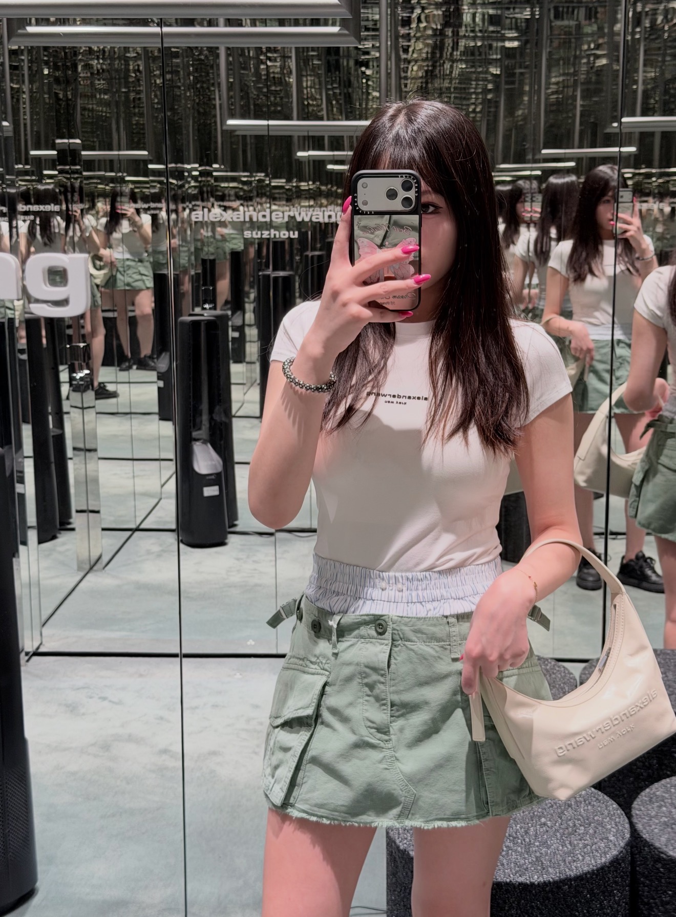 NO:955910,[Love] New style [Love]! The latest AW 26NEW fake two-piece spliced ​​waist cutoff shorts. Size XS SML.,,shorts,19860909[爱心]新款[爱心]!最新AW 26NEW 假两件拼接腰头毛边短裤.尺码XS SML.,,shorts,,Women's clothing