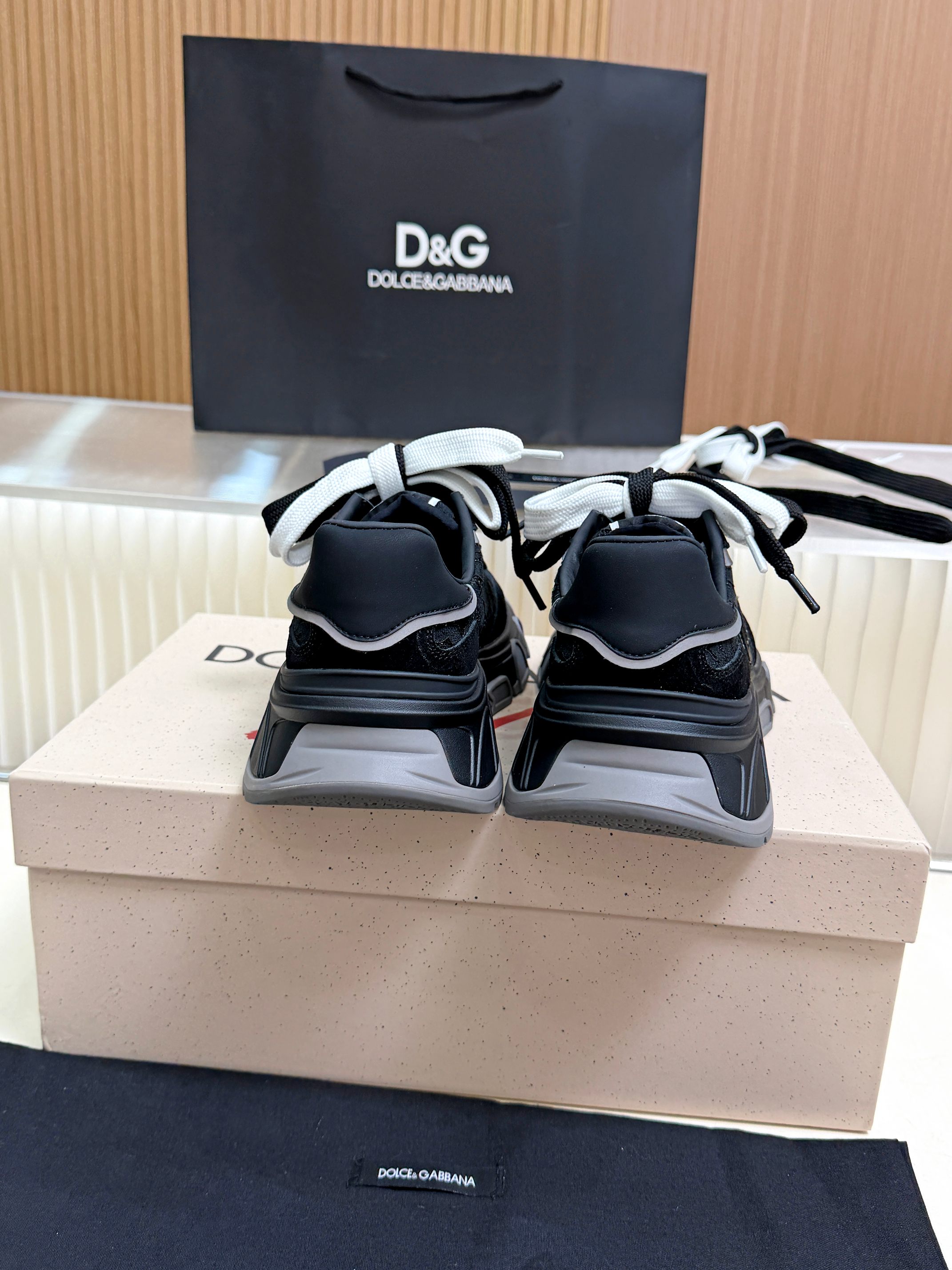 D&G Black DG Logo Chunky Dad Sneakers
