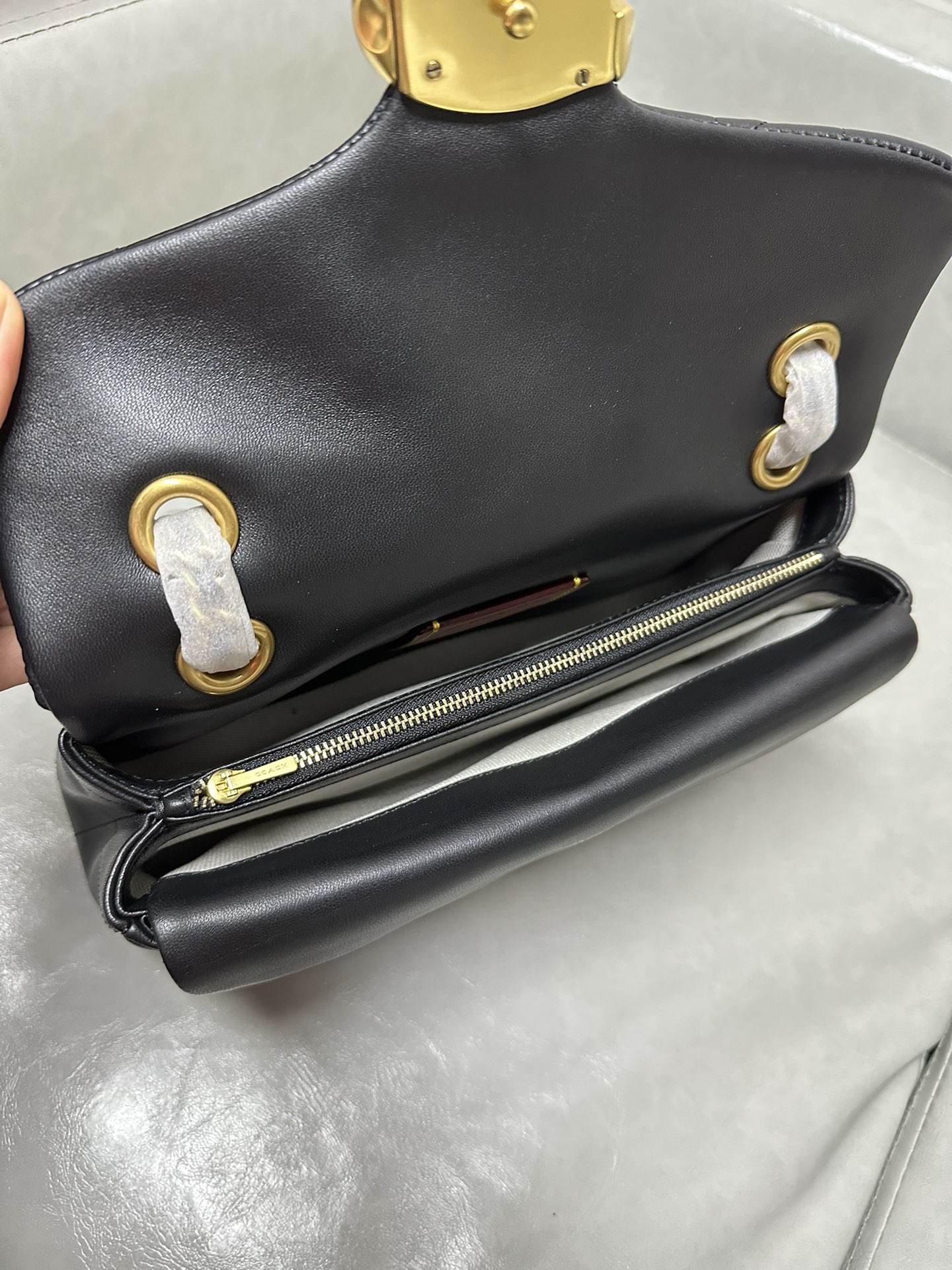 Coach ～纯原Coach 蔻驰CP150 Quilting Tabby26系列单肩斜挎酒神包