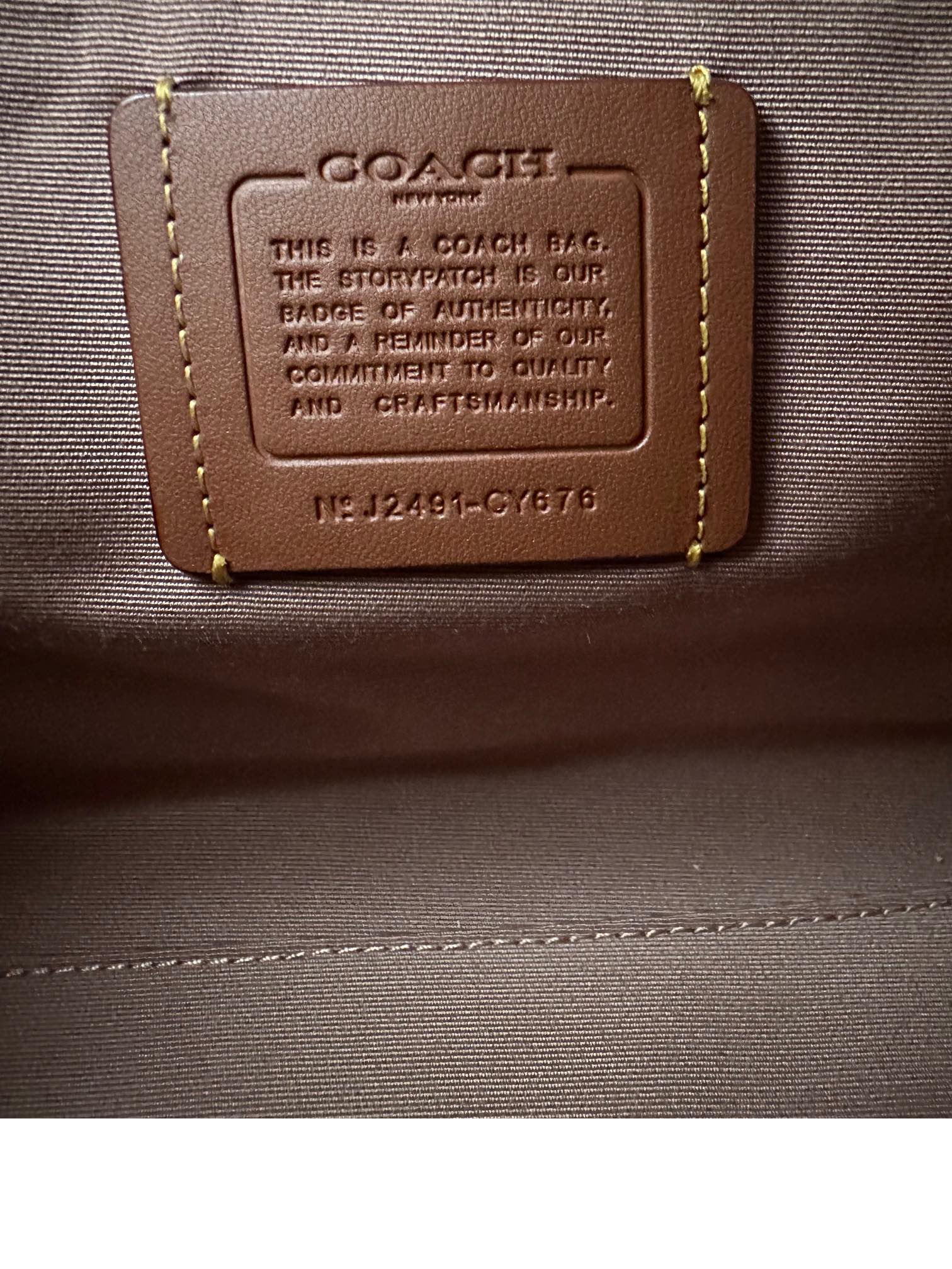 Coach ～纯原Coach蔻驰 CY676 Maggie系列 代购级最新款托特包 老花料搭配牛皮材质