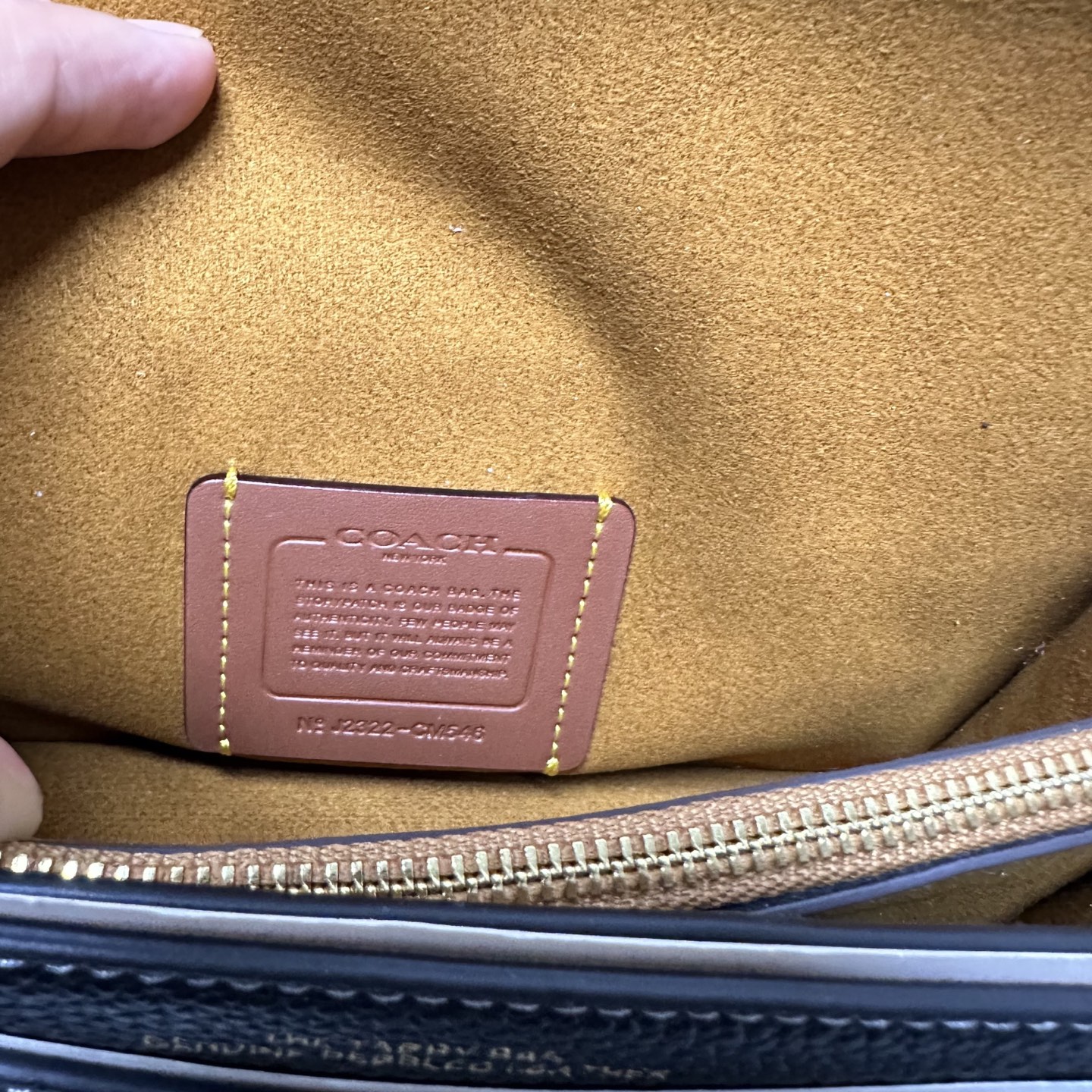 Coach 纯 Coach蔻驰 CM546 tabby20系列风琴新酒神包腋下单肩包 头层牛皮材质