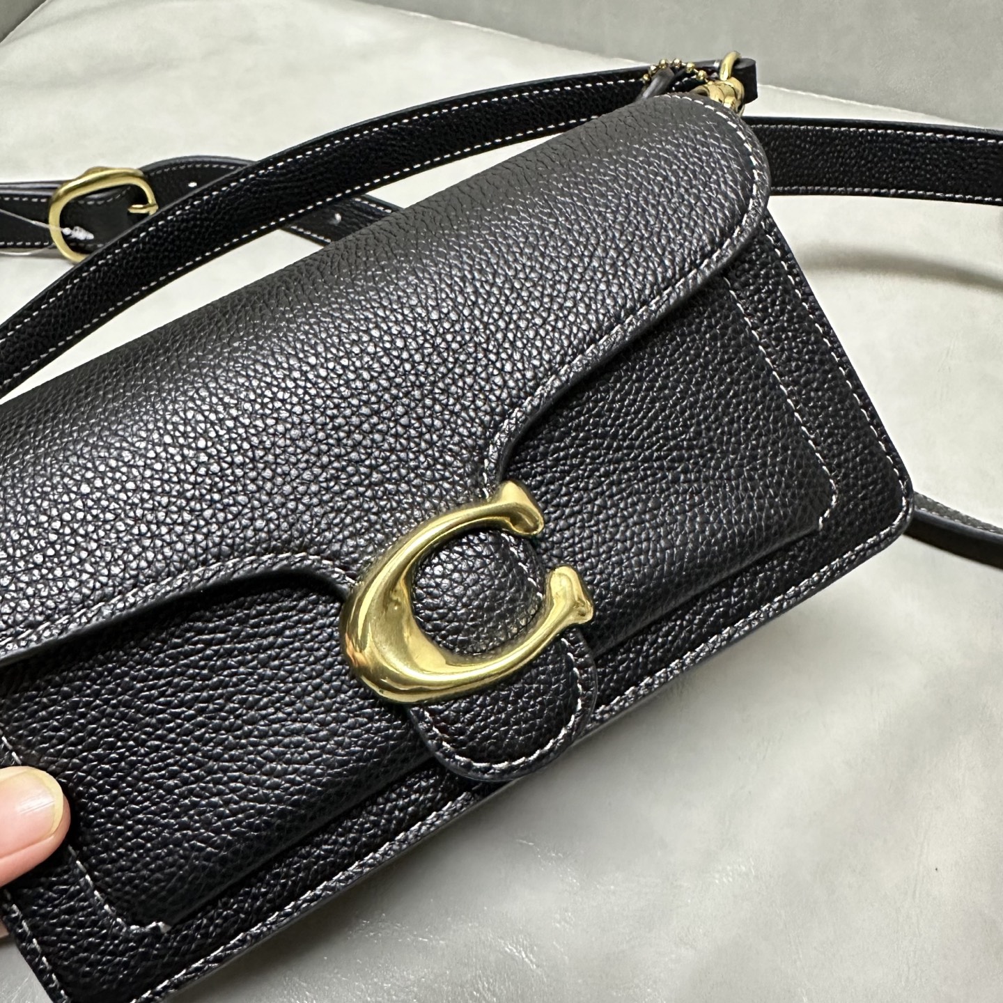 Coach 纯 Coach蔻驰 CM546 tabby20系列风琴新酒神包腋下单肩包 头层牛皮材质