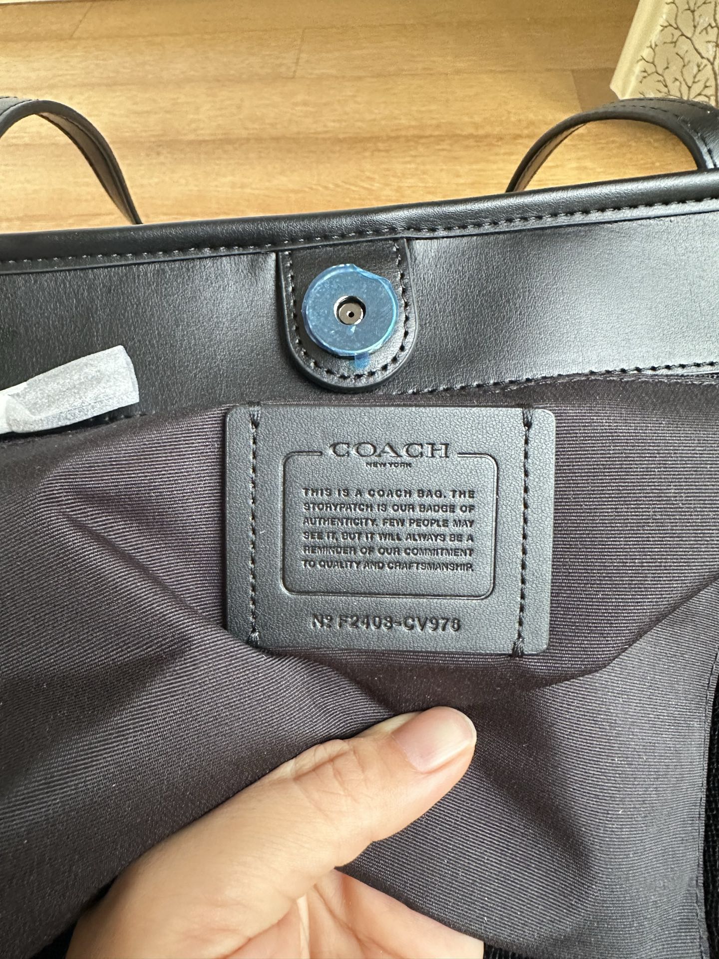 Coach 纯 Coach蔻驰 CV976 City33系列最新奥莱款购物袋托特包