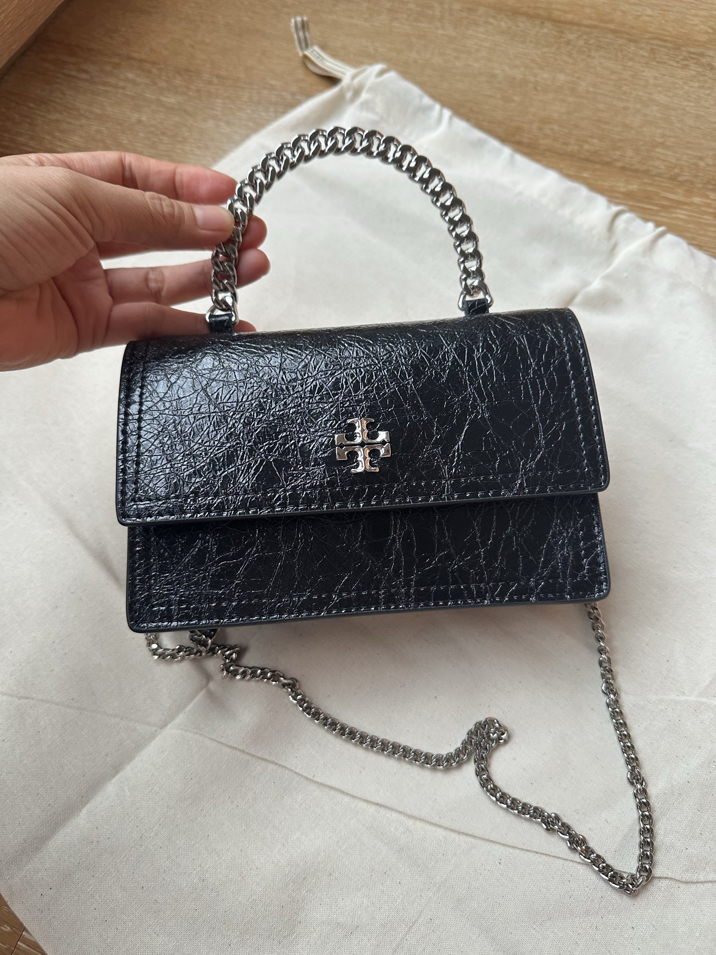 Tory Burch 516 油蜡皮 Tory burch新品mini kira油腊皮链条包 Kira 系列新出这款链条包
