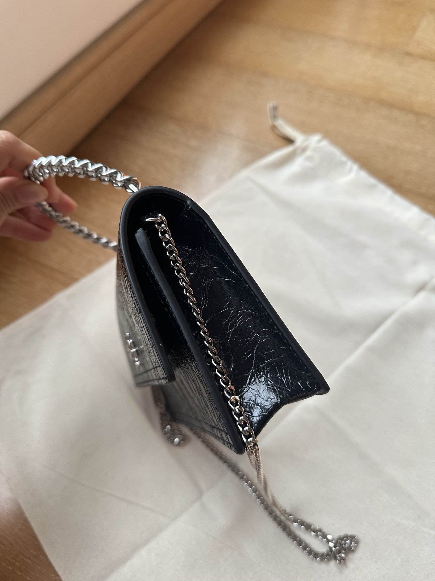 Tory Burch 516 油蜡皮 Tory burch新品mini kira油腊皮链条包 Kira 系列新出这款链条包