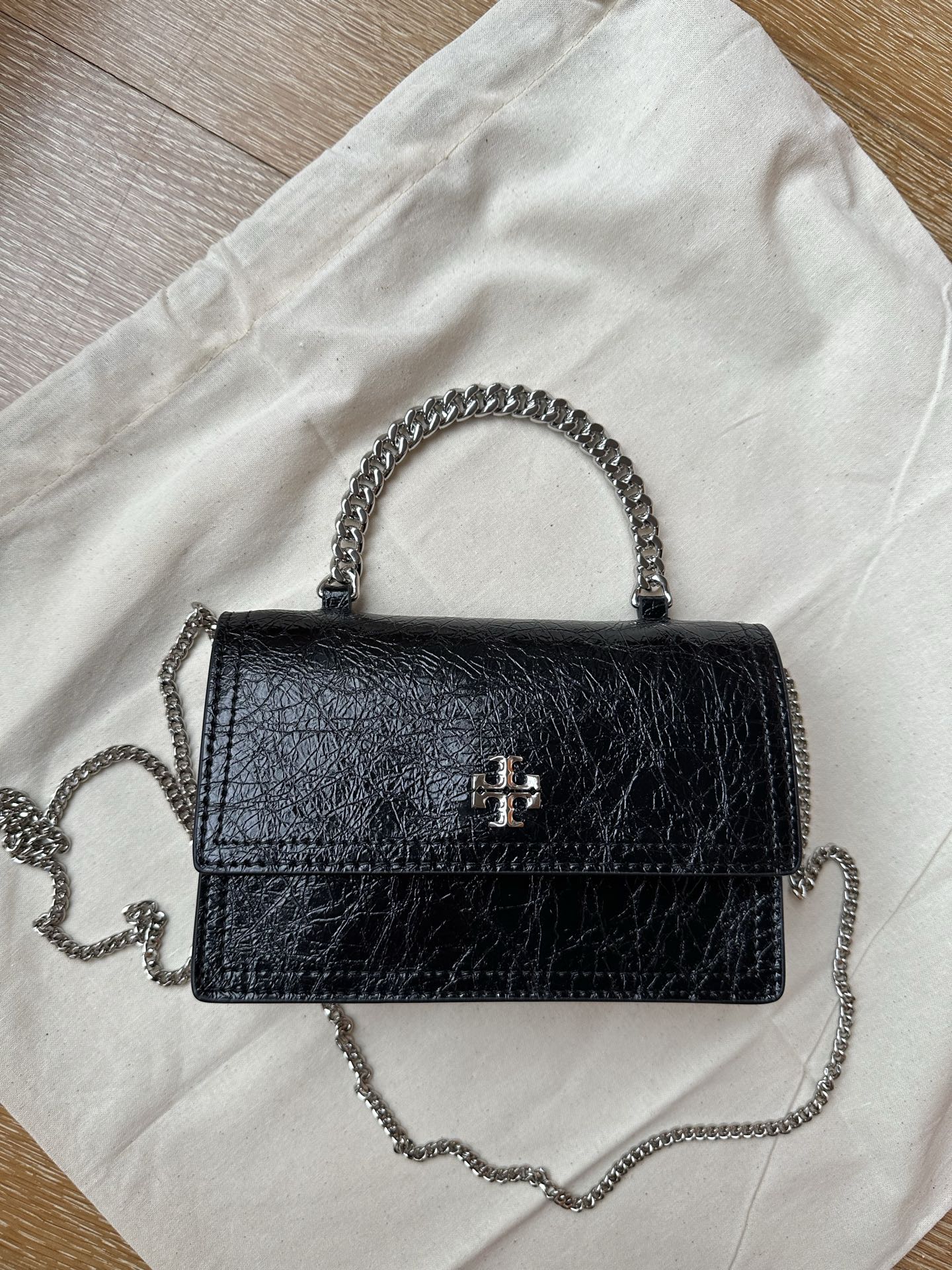 Tory Burch 516 油蜡皮 Tory burch新品mini kira油腊皮链条包 Kira 系列新出这款链条包