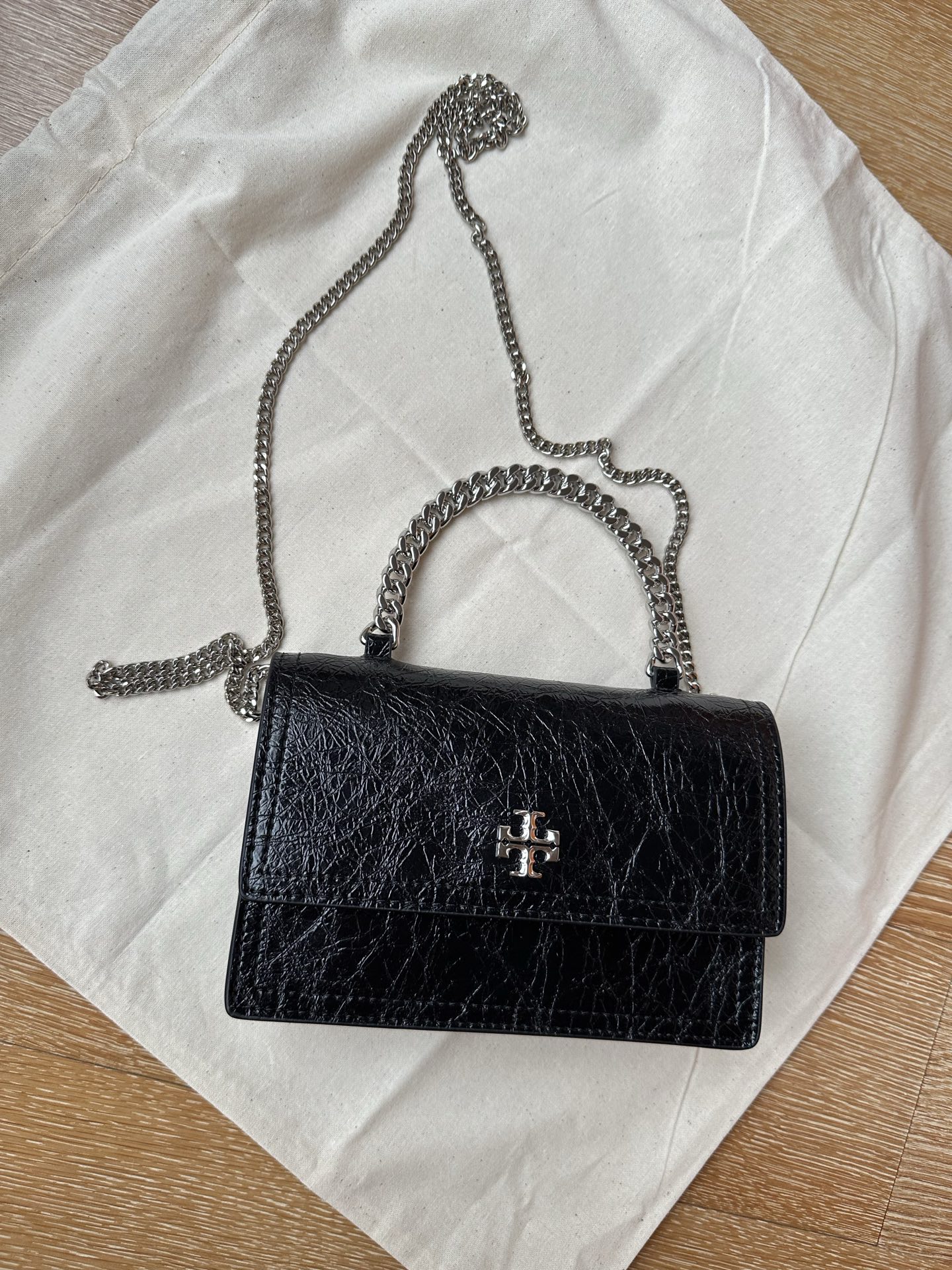 Tory Burch 516 油蜡皮 Tory burch新品mini kira油腊皮链条包 Kira 系列新出这款链条包