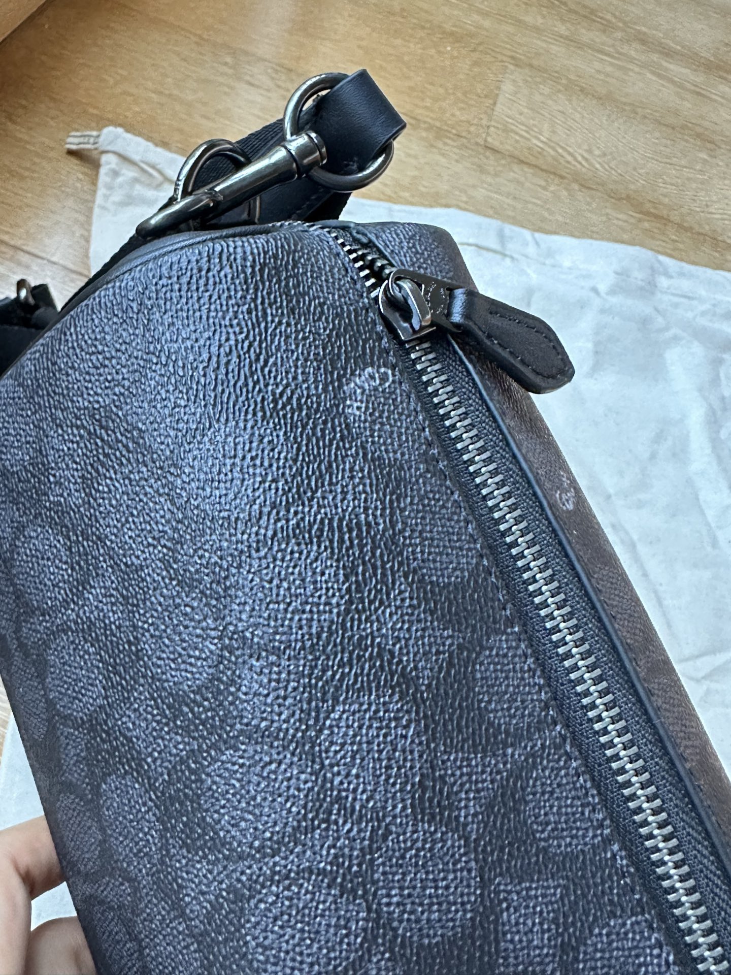 Coach 纯 Coach蔻驰 CV762 AXEL系列二合一 相机包斜挎包邮差包 头层牛皮配新版暗标徽章PVC老花料材质