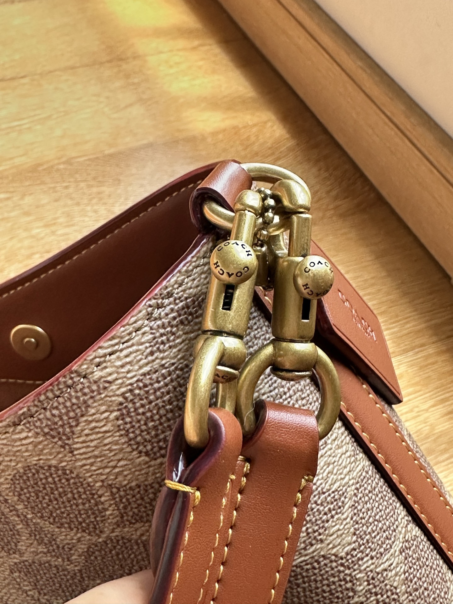 Coach ～纯原Coach蔻驰 CW602 Willow系列新款水桶包斜挎包